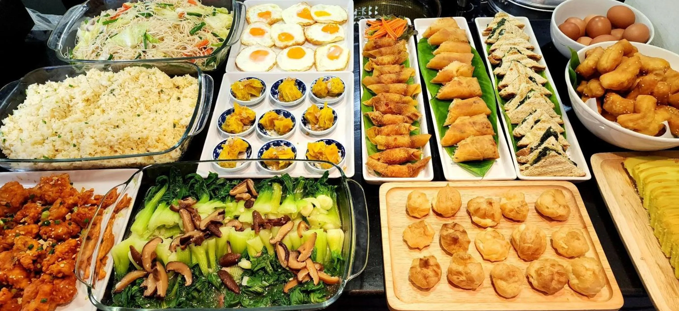 Breakfast in iWualai Hotel