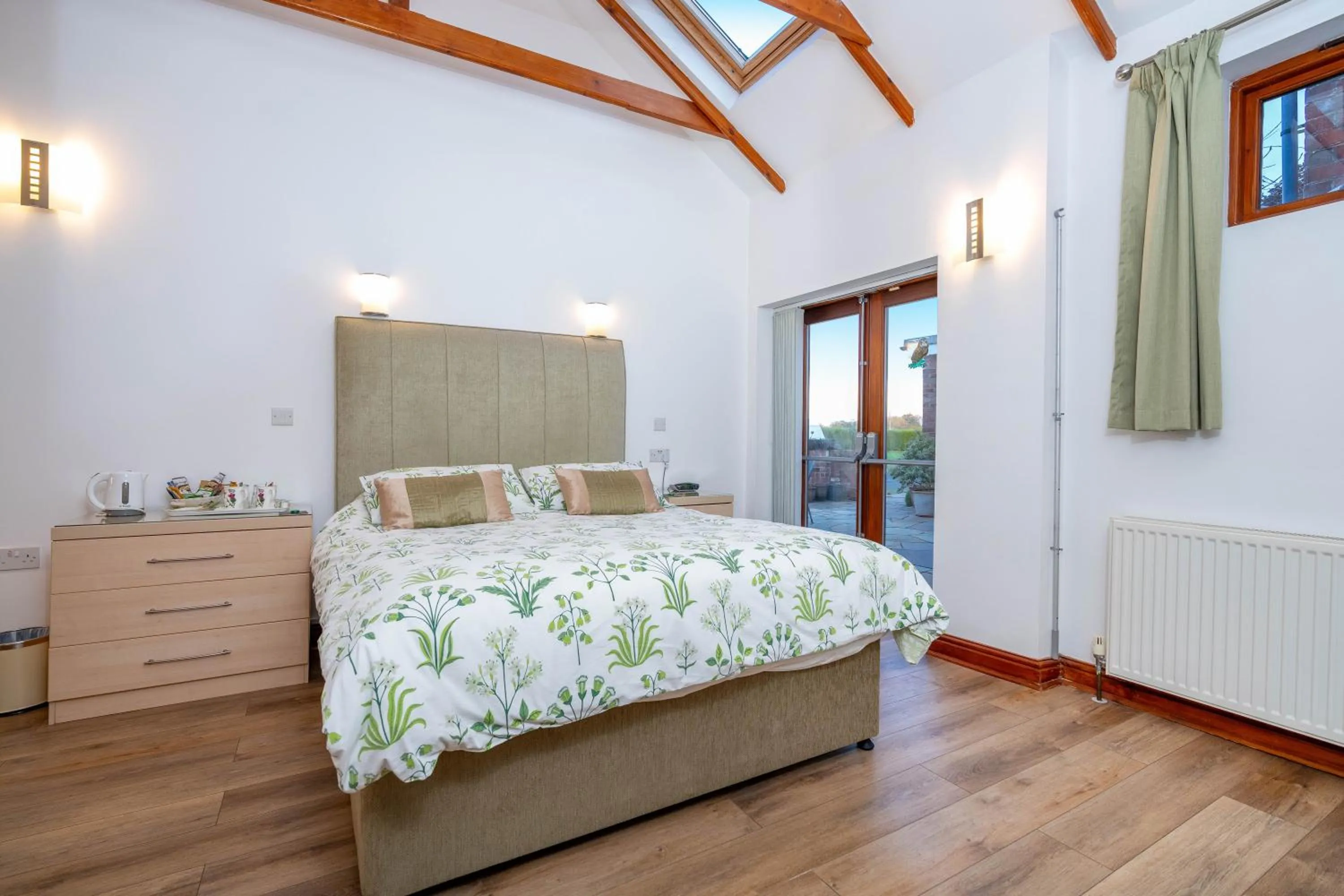 Bedroom, Bed in West View Farm
