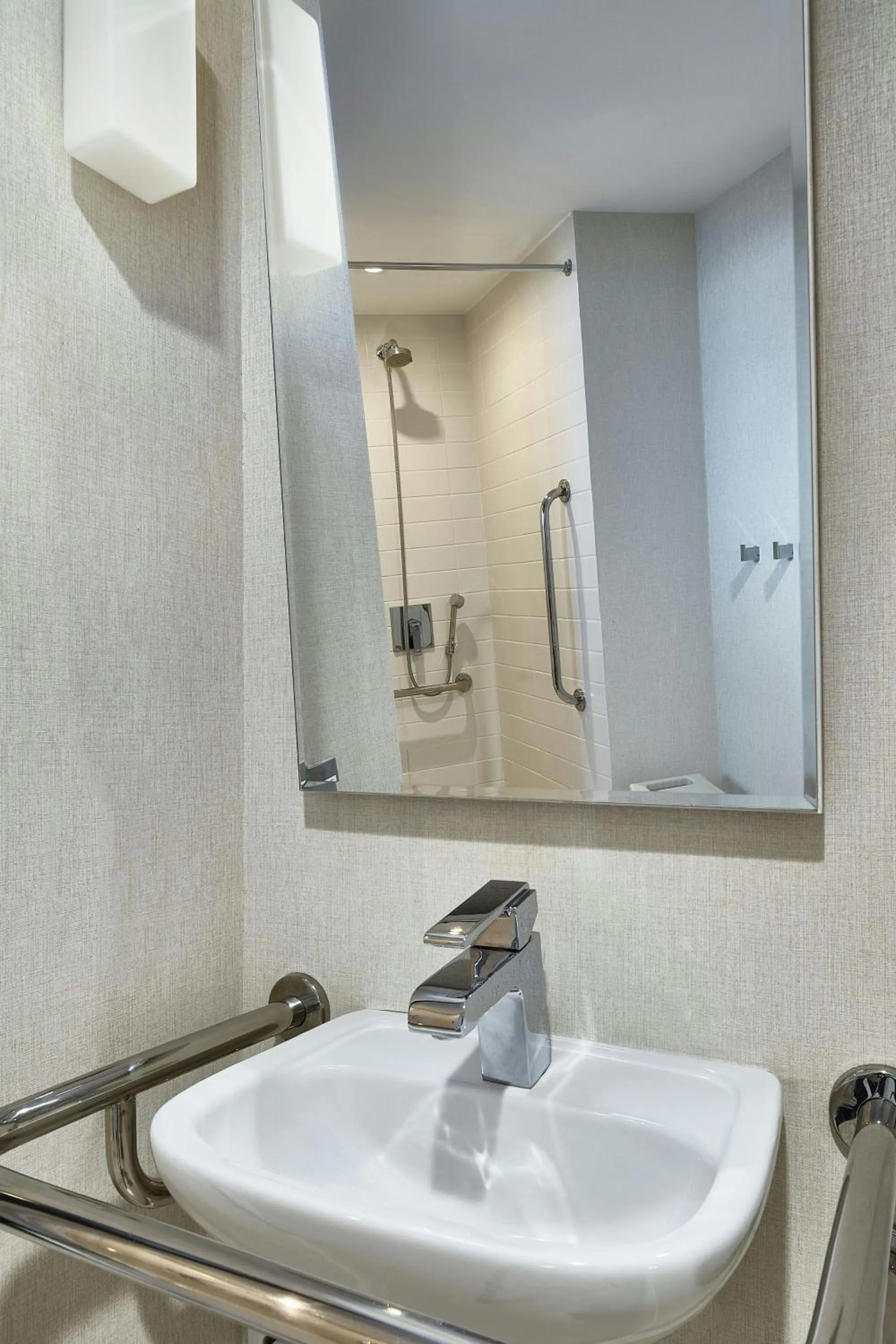 Bathroom in Residence Inn by Marriott Rio de Janeiro Barra da Tijuca