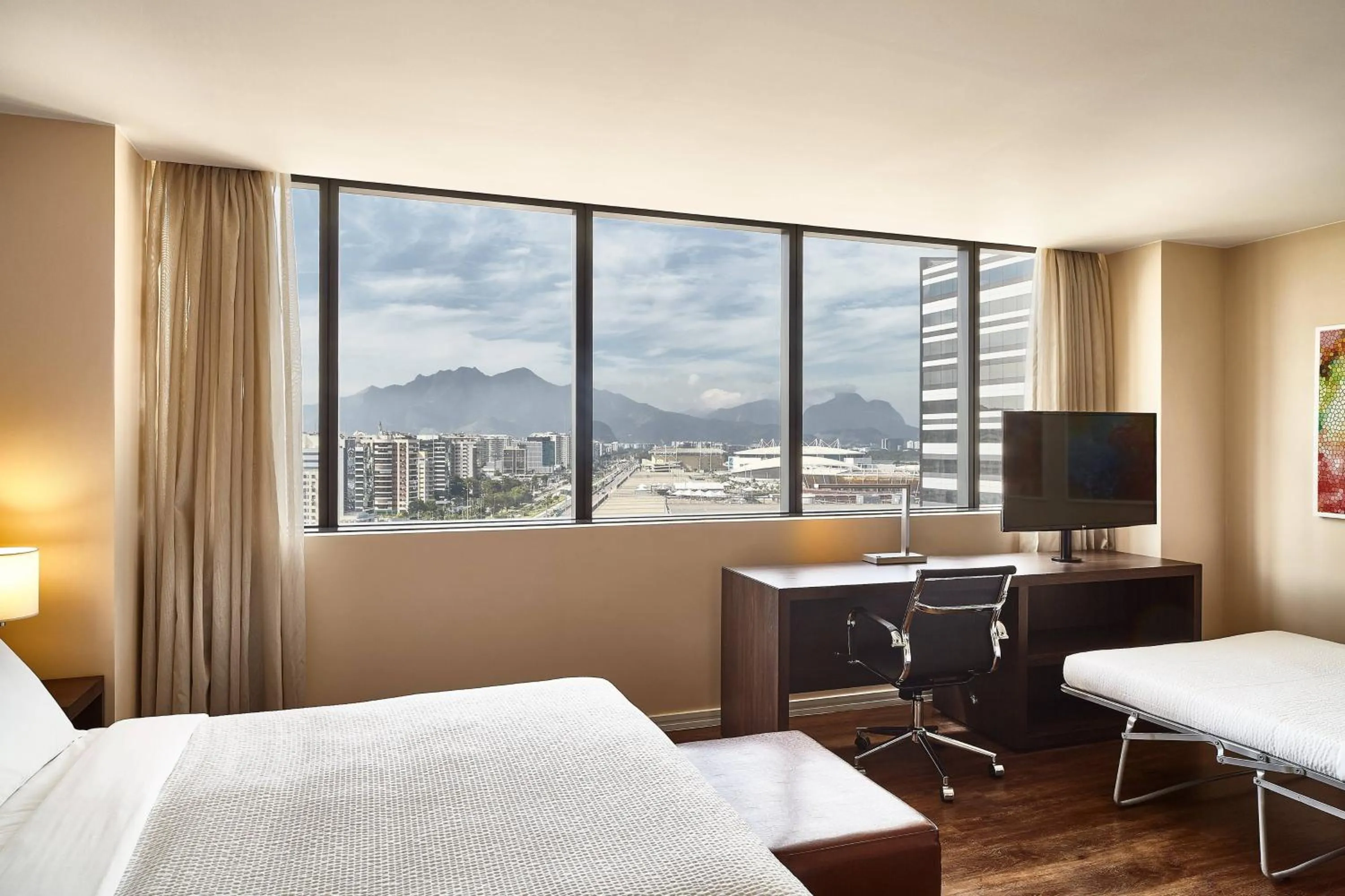 Photo of the whole room, Bed in Residence Inn by Marriott Rio de Janeiro Barra da Tijuca