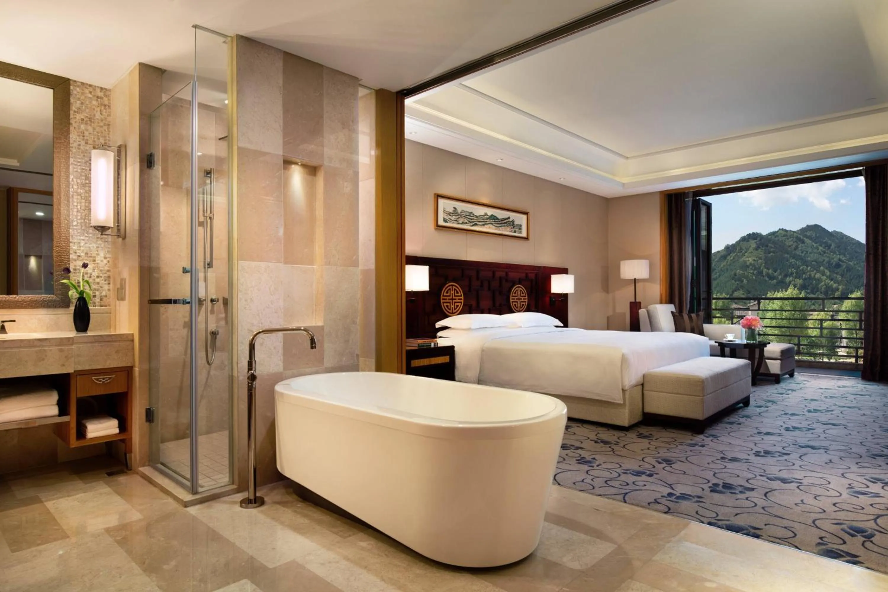 Photo of the whole room, Bed in Wutai Mountain Marriott Hotel