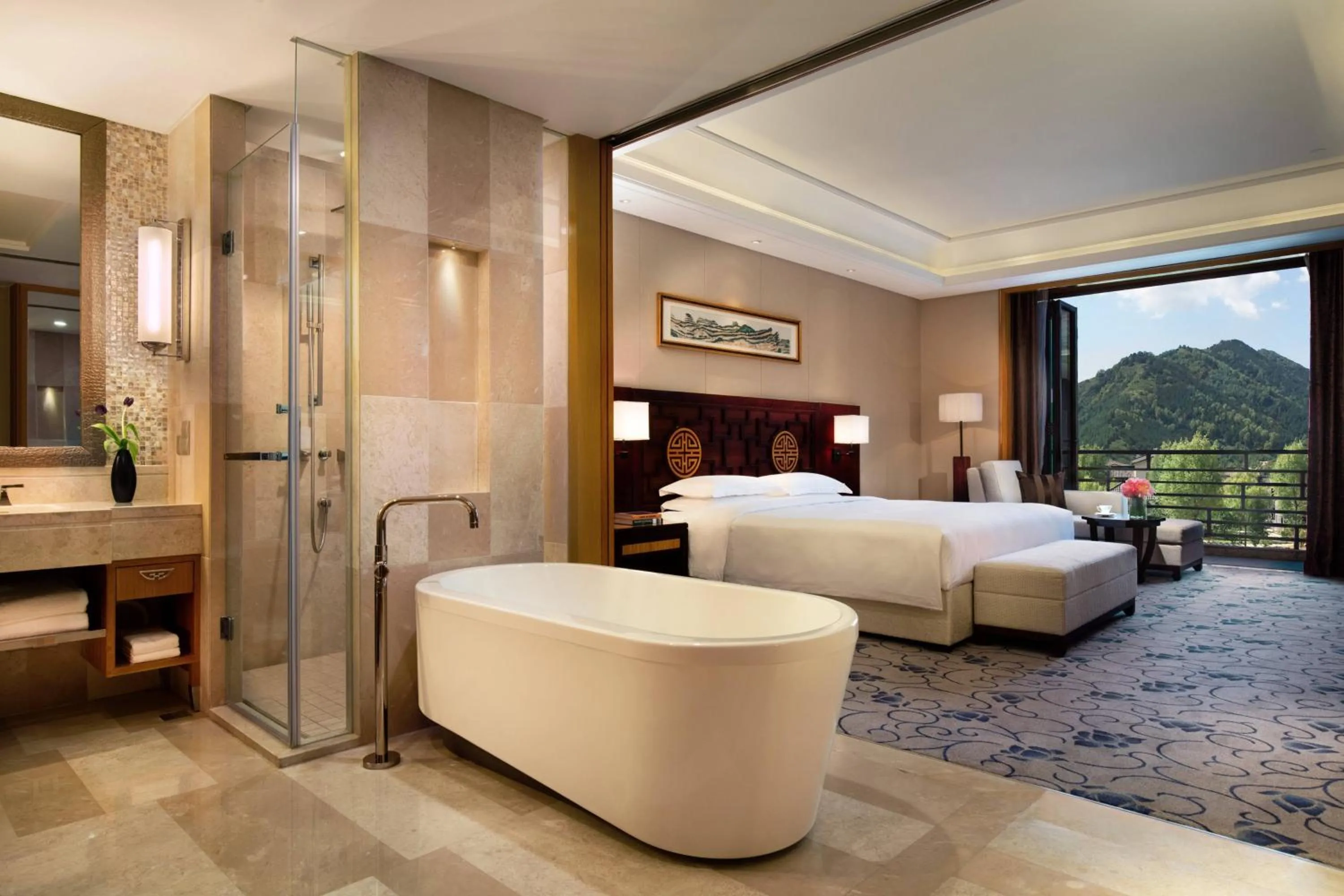 Photo of the whole room, Bed in Wutai Mountain Marriott Hotel