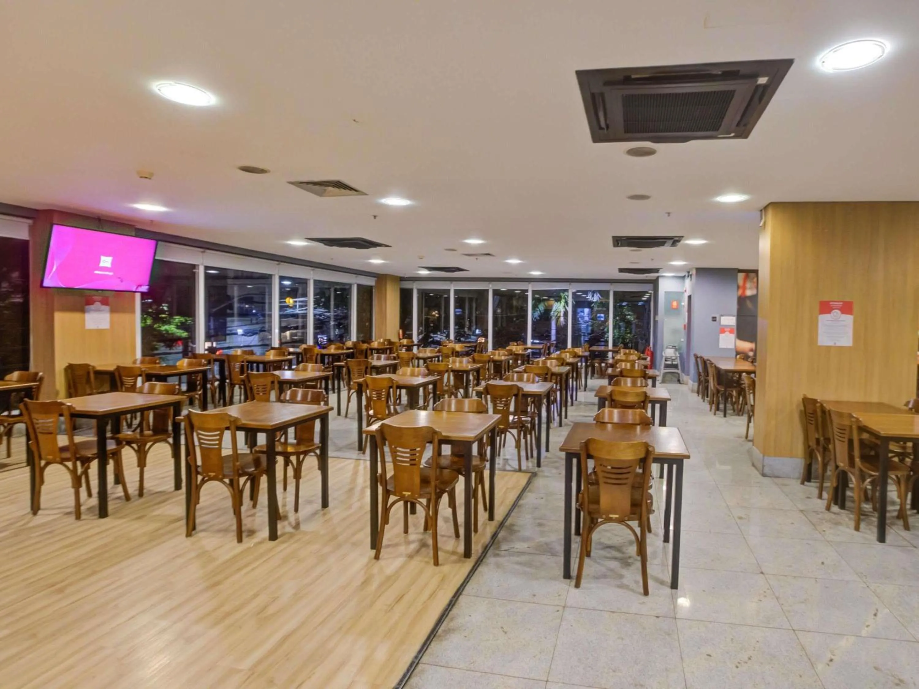 Restaurant/places to eat in ibis Rio de Janeiro Botafogo