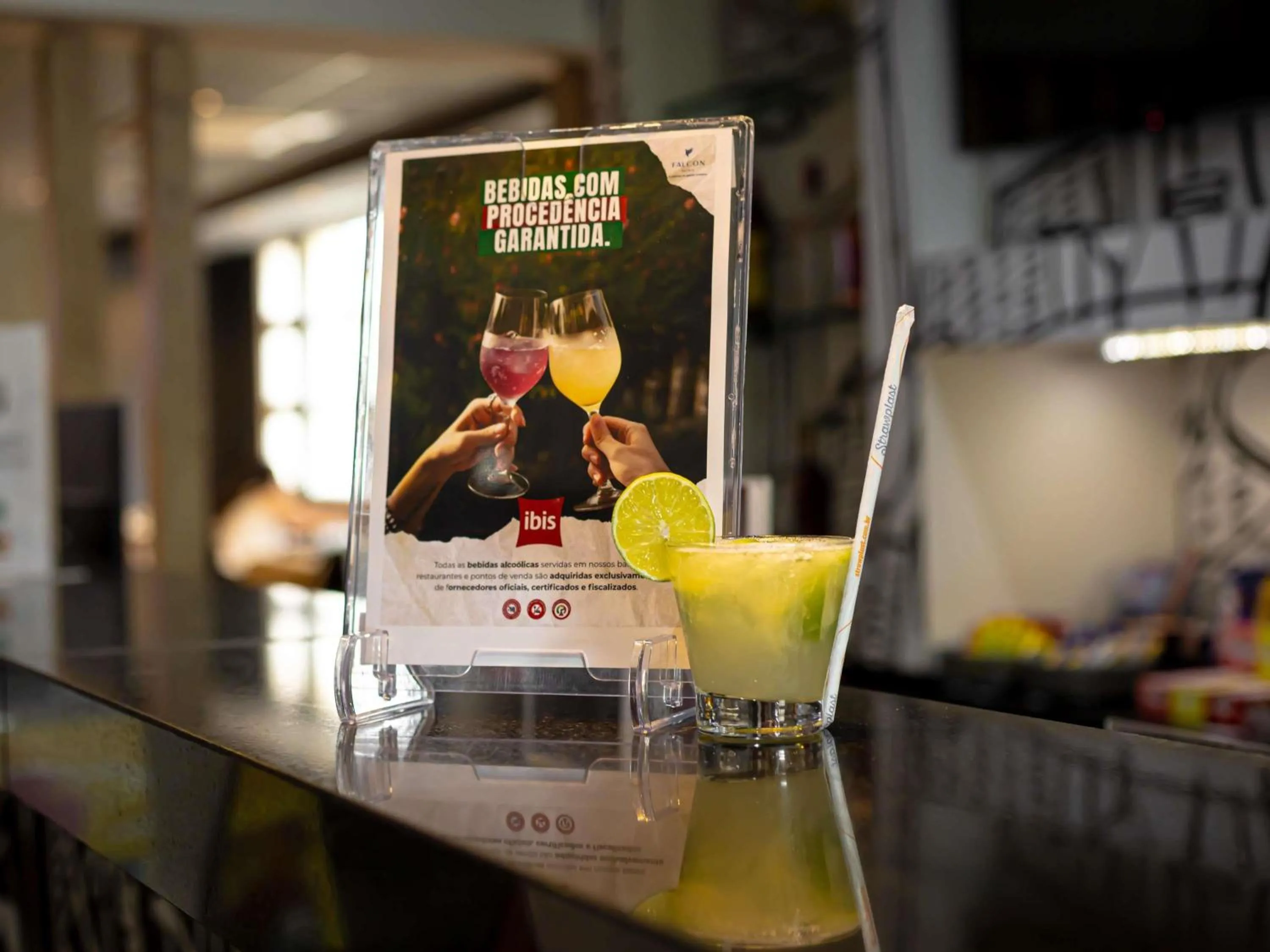 Lounge or bar in ibis Macae