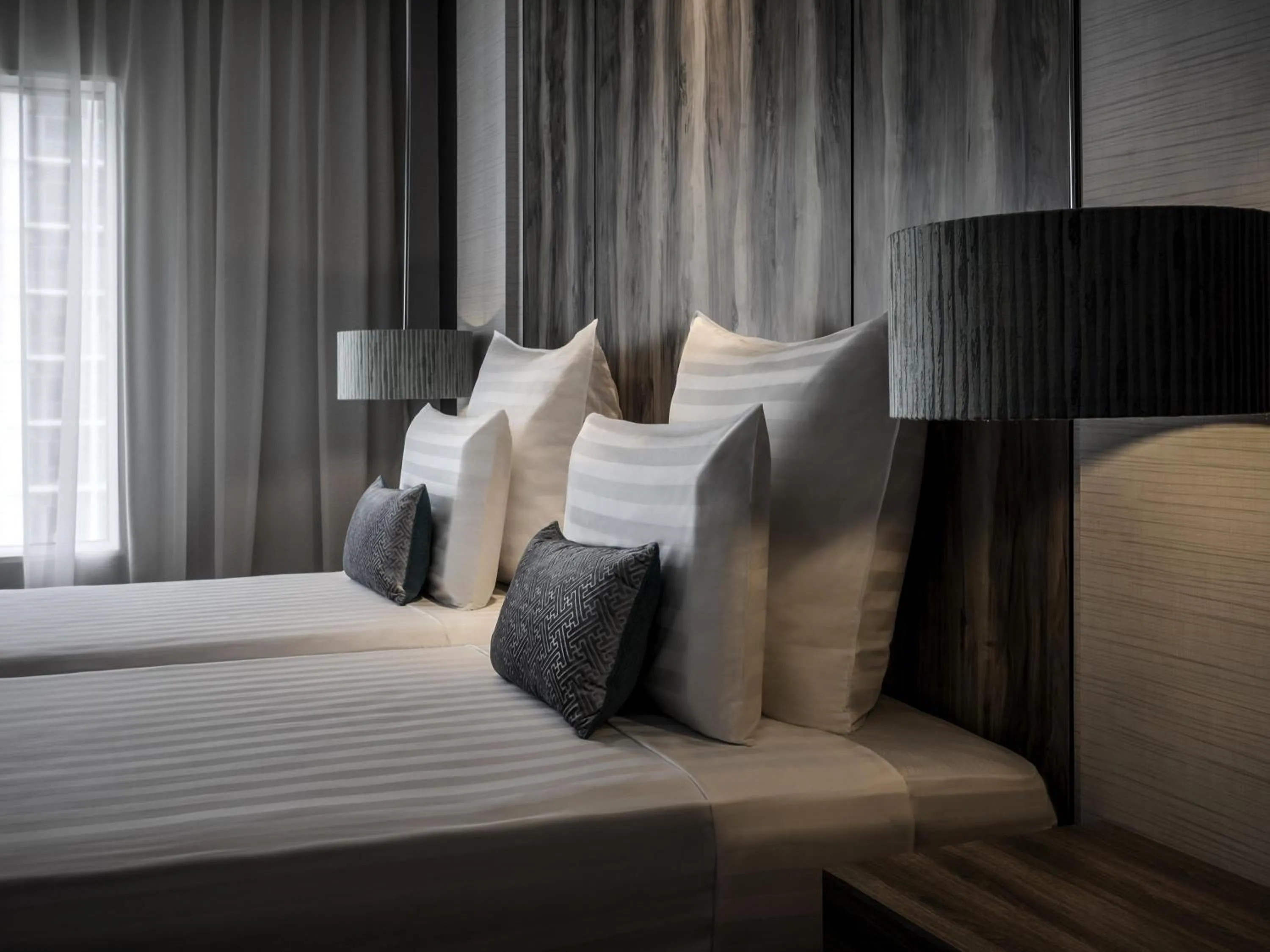 Bedroom, Bed in Pullman Miri Waterfront