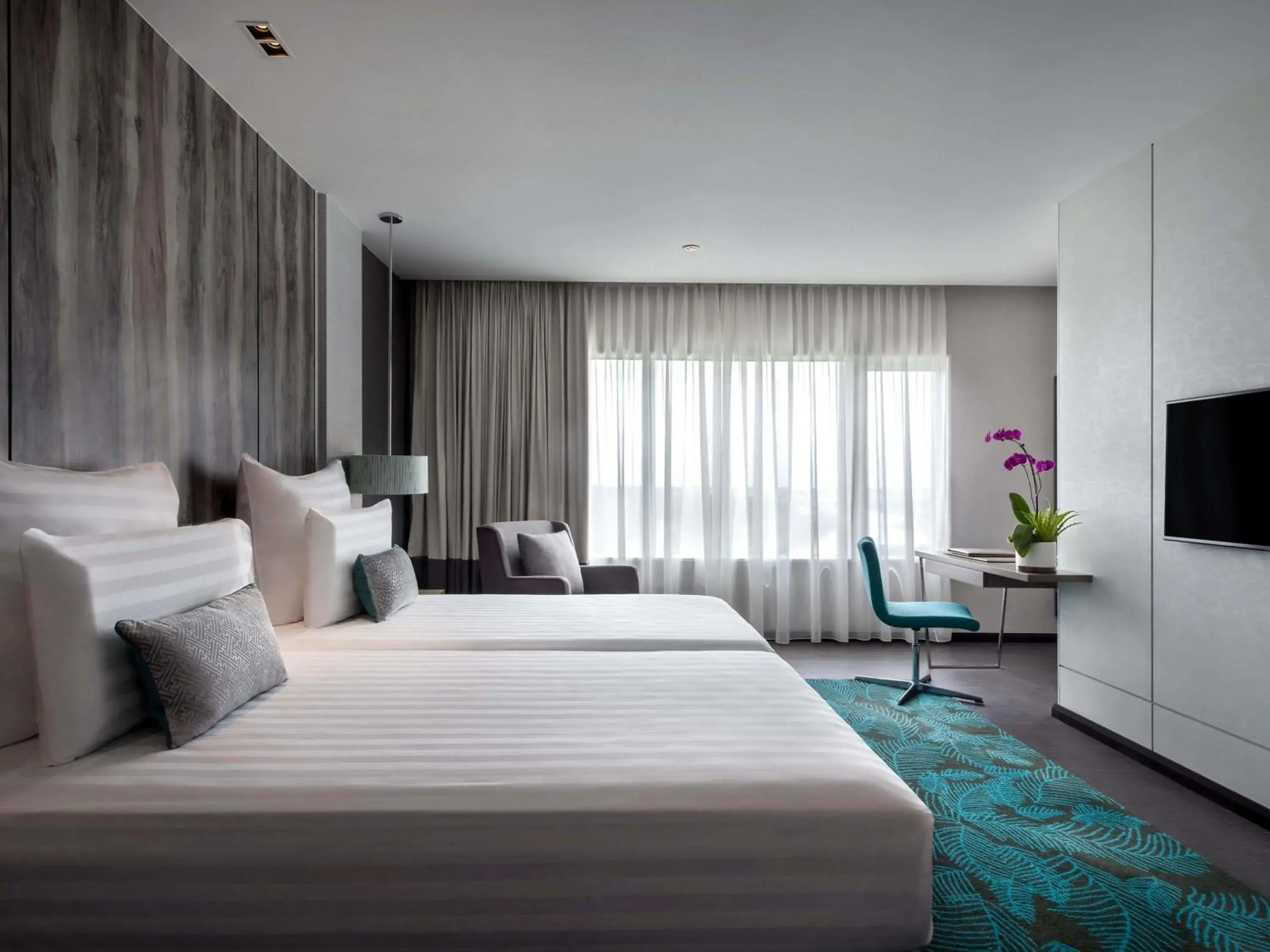 Superior Twin Room with City View in Pullman Miri Waterfront Superior Twin Room with City View in Pullman Miri Waterfront