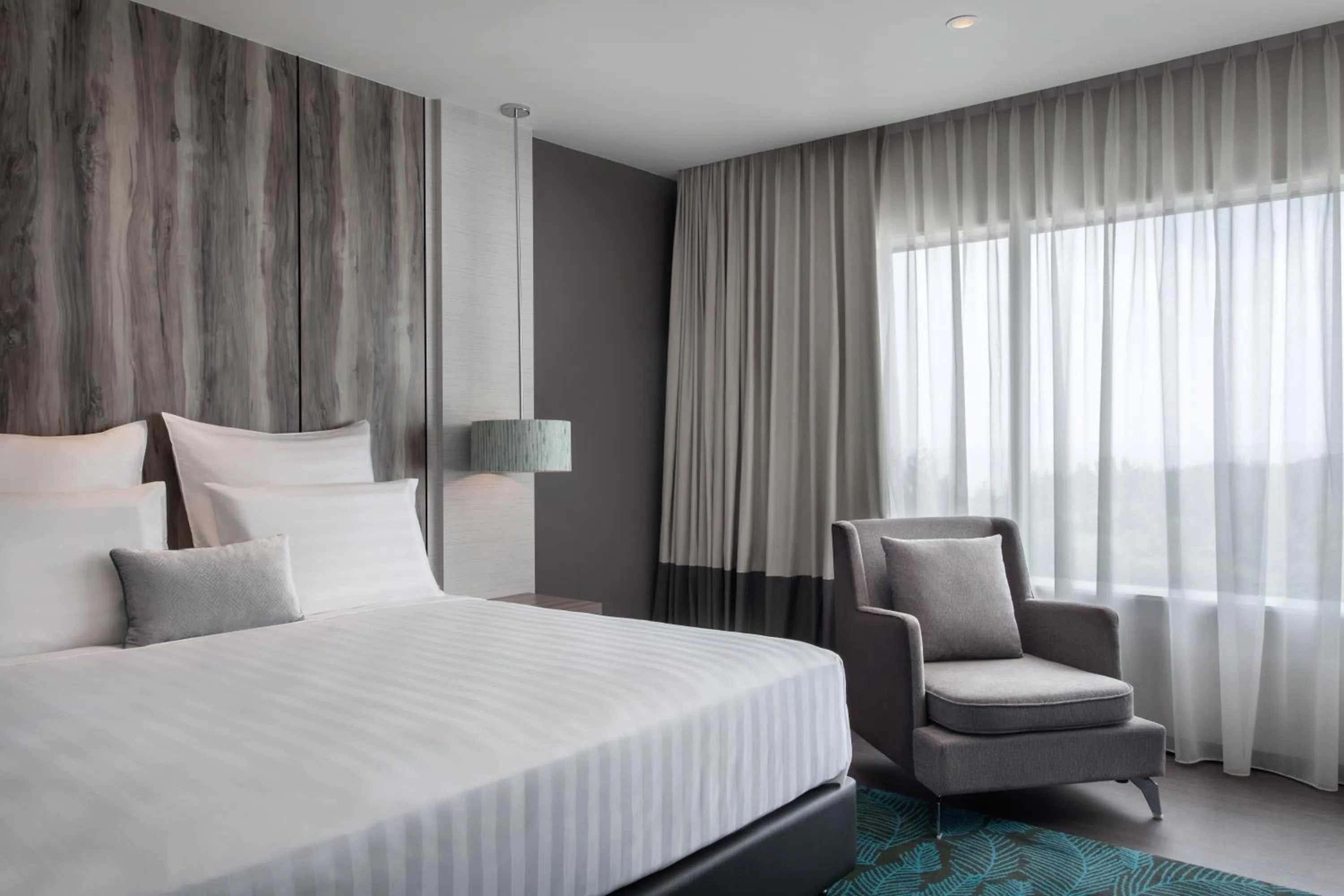 Property building, Bed in Pullman Miri Waterfront