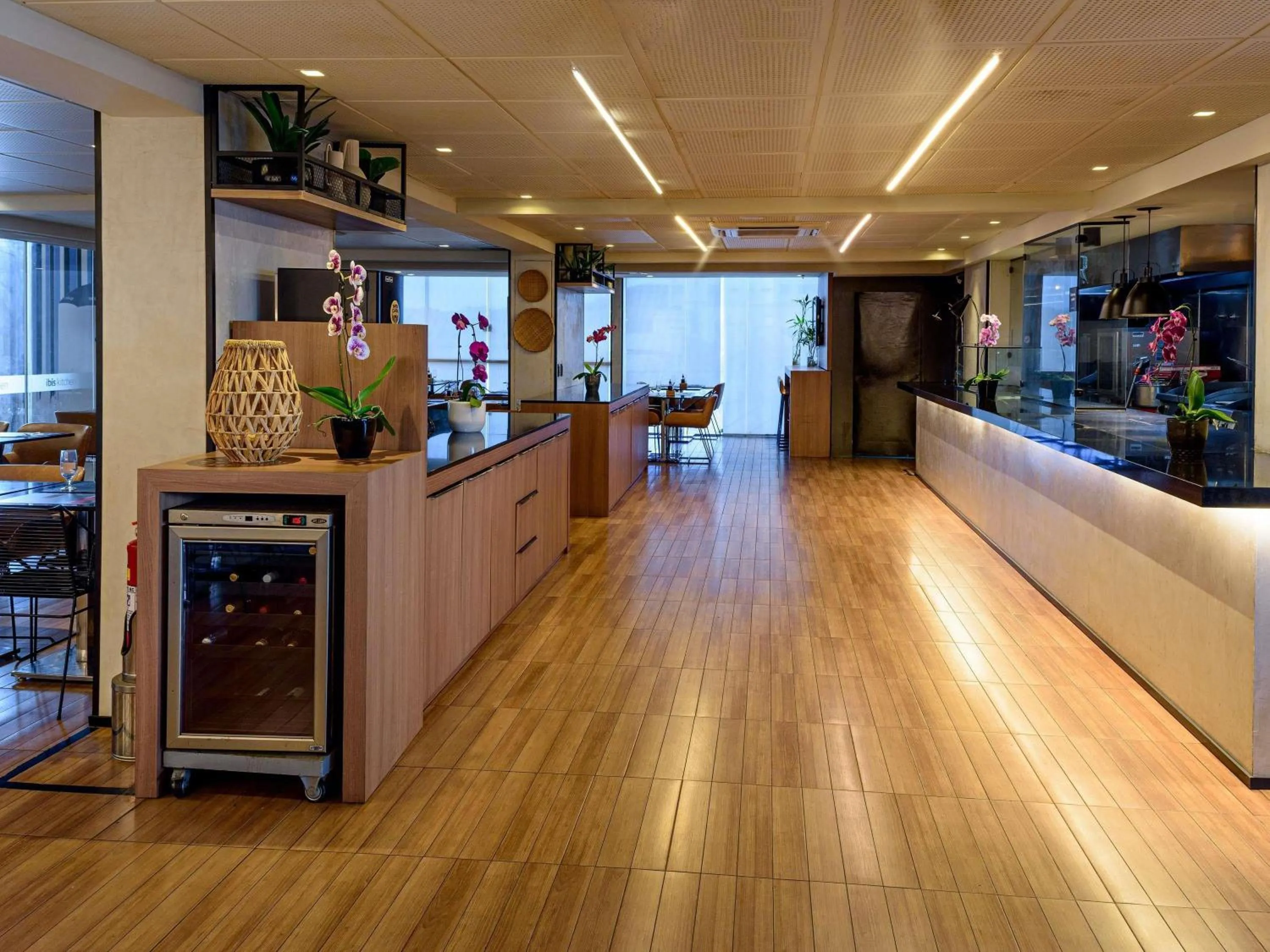 Restaurant/places to eat in ibis Sao Luis