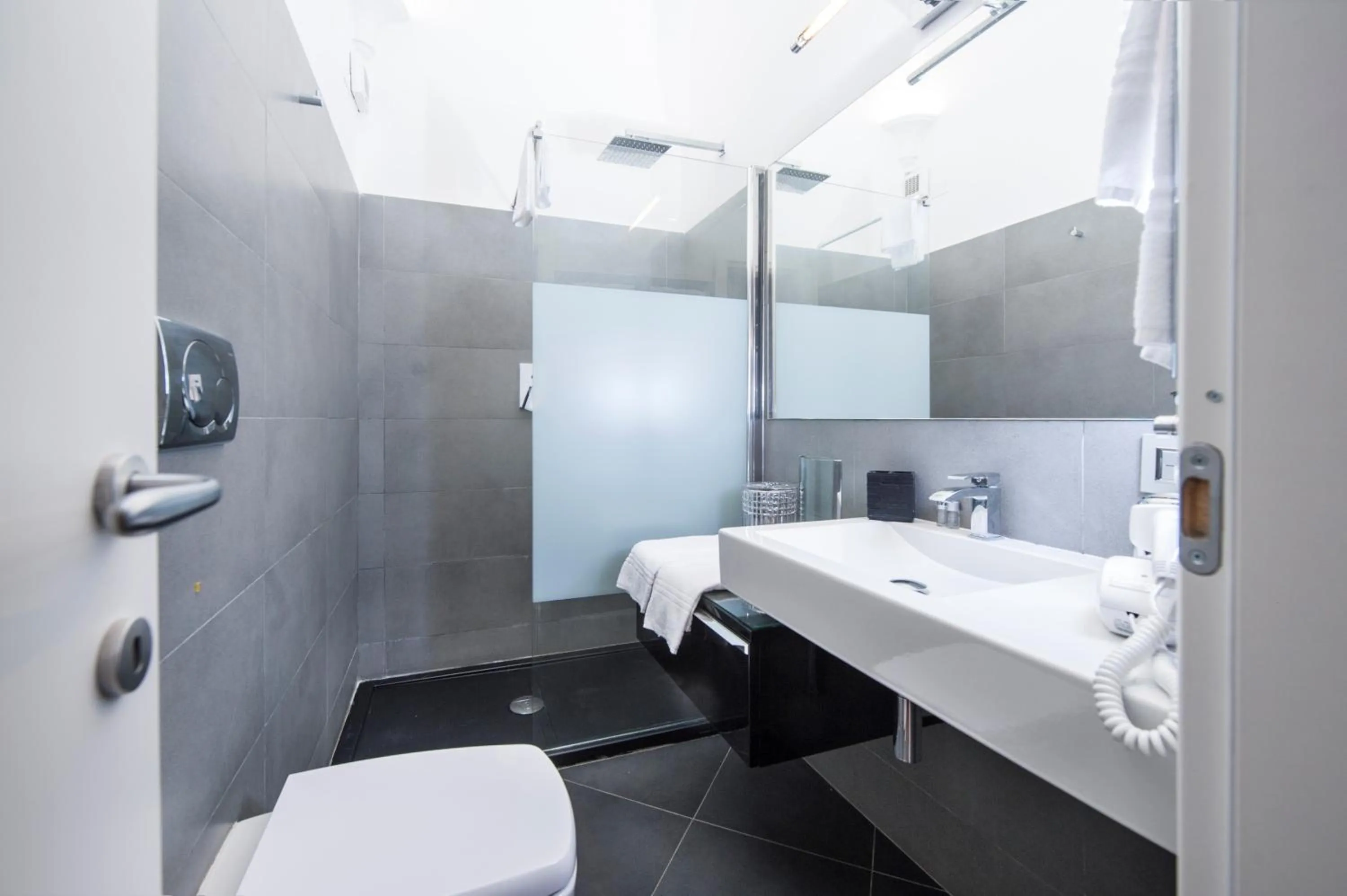 Bathroom in Trinity Luxury Rooms