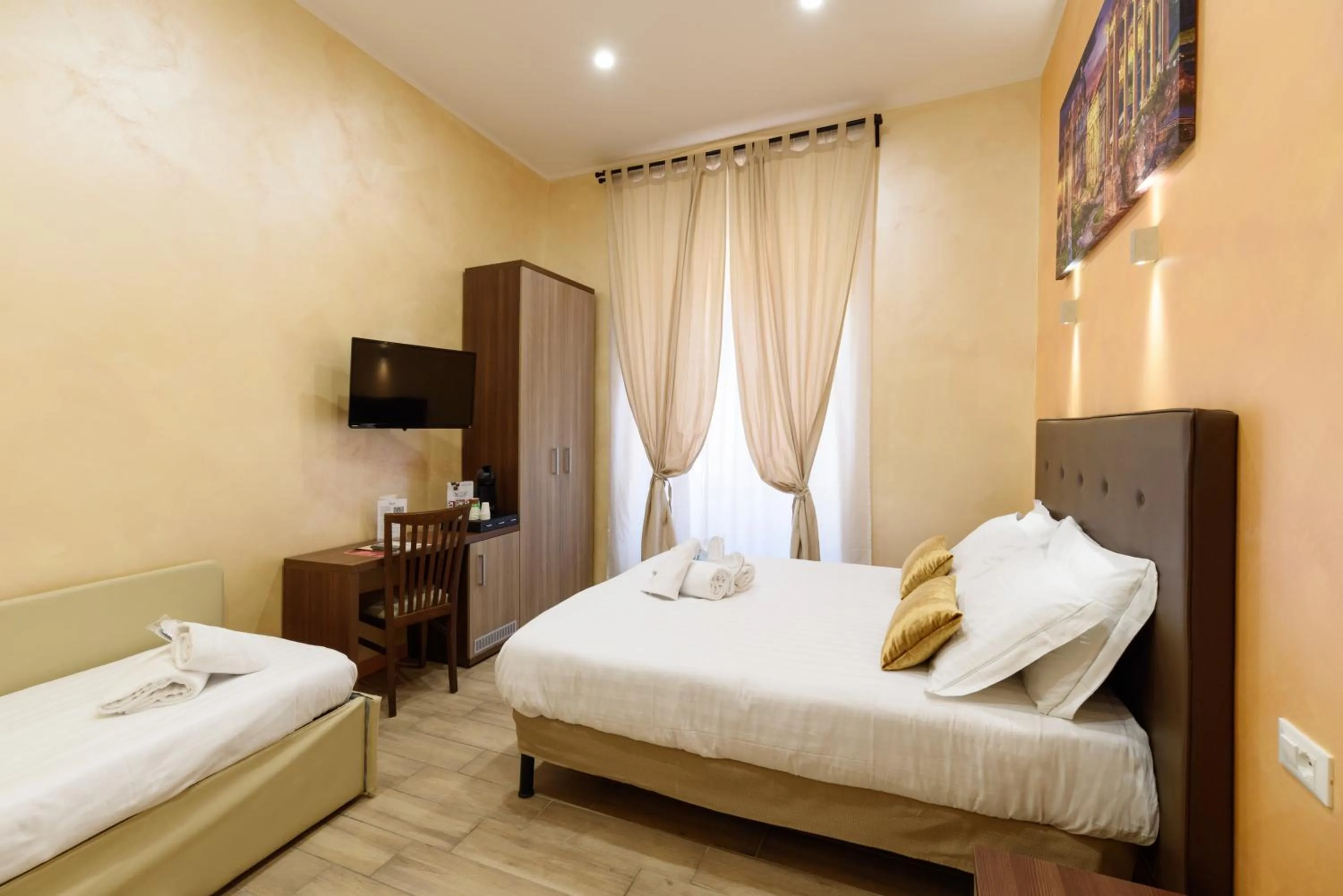 Bedroom, Bed in Trinity Luxury Rooms