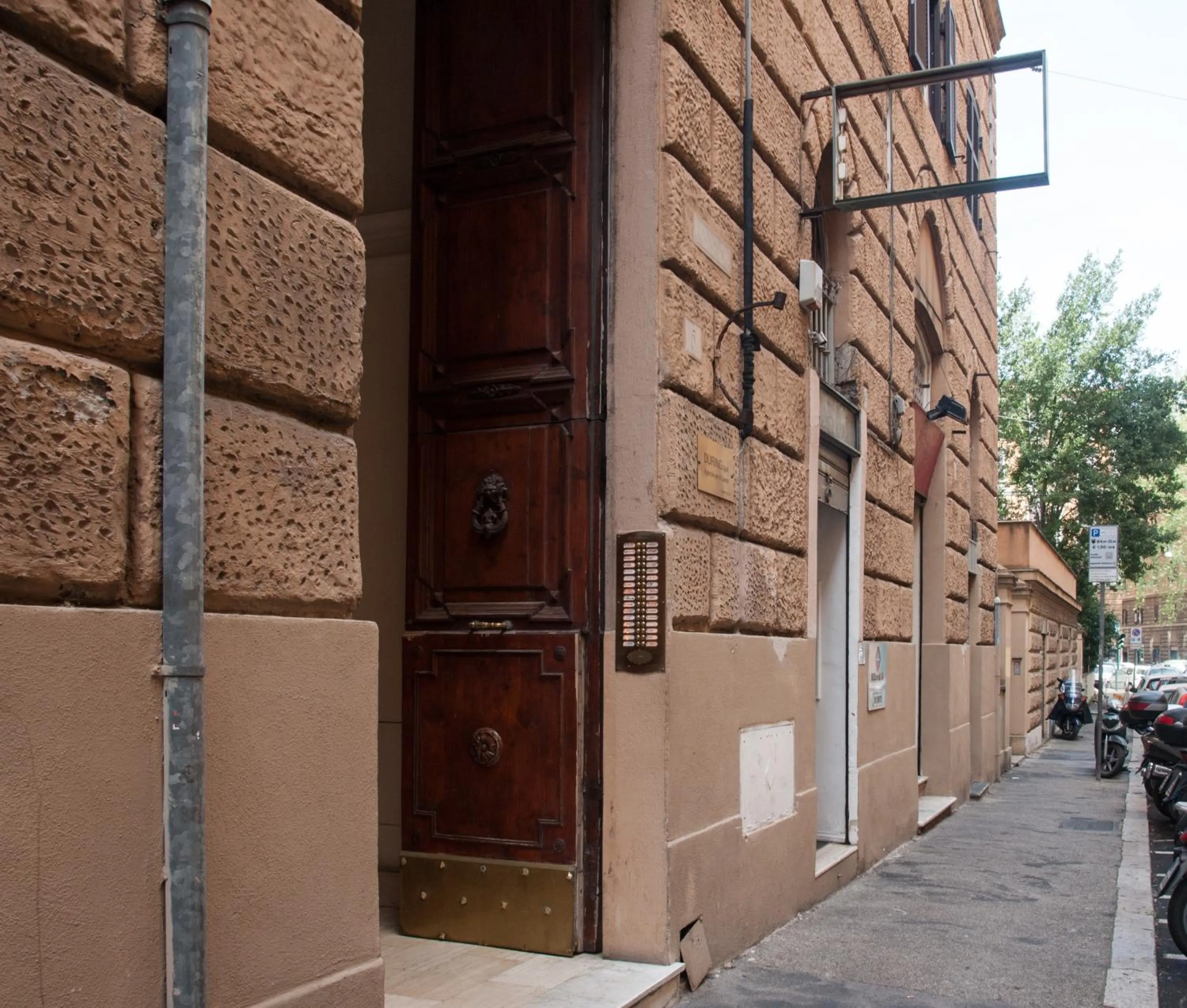 Facade/entrance in Trinity Luxury Rooms