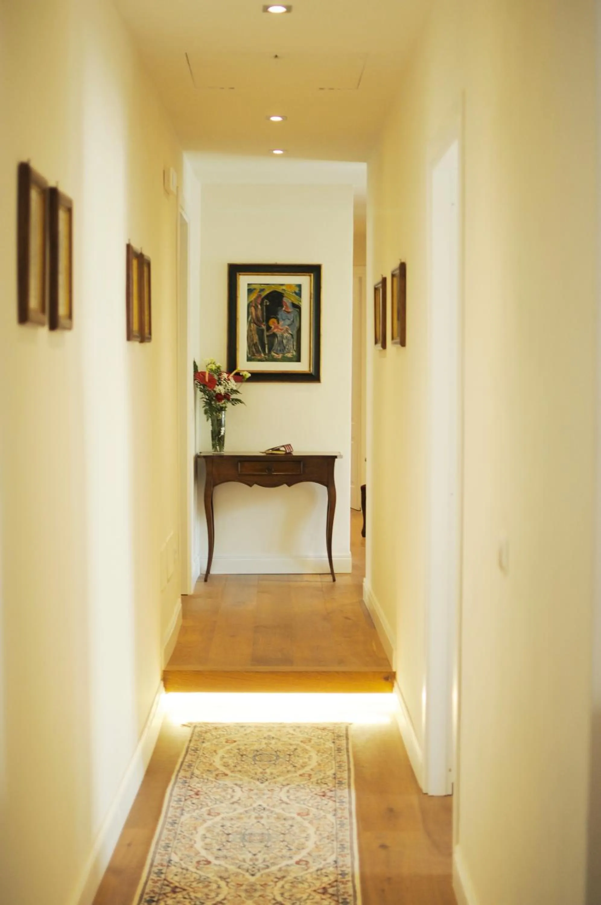 Decorative detail, Bed in B&B Isola d'Arno
