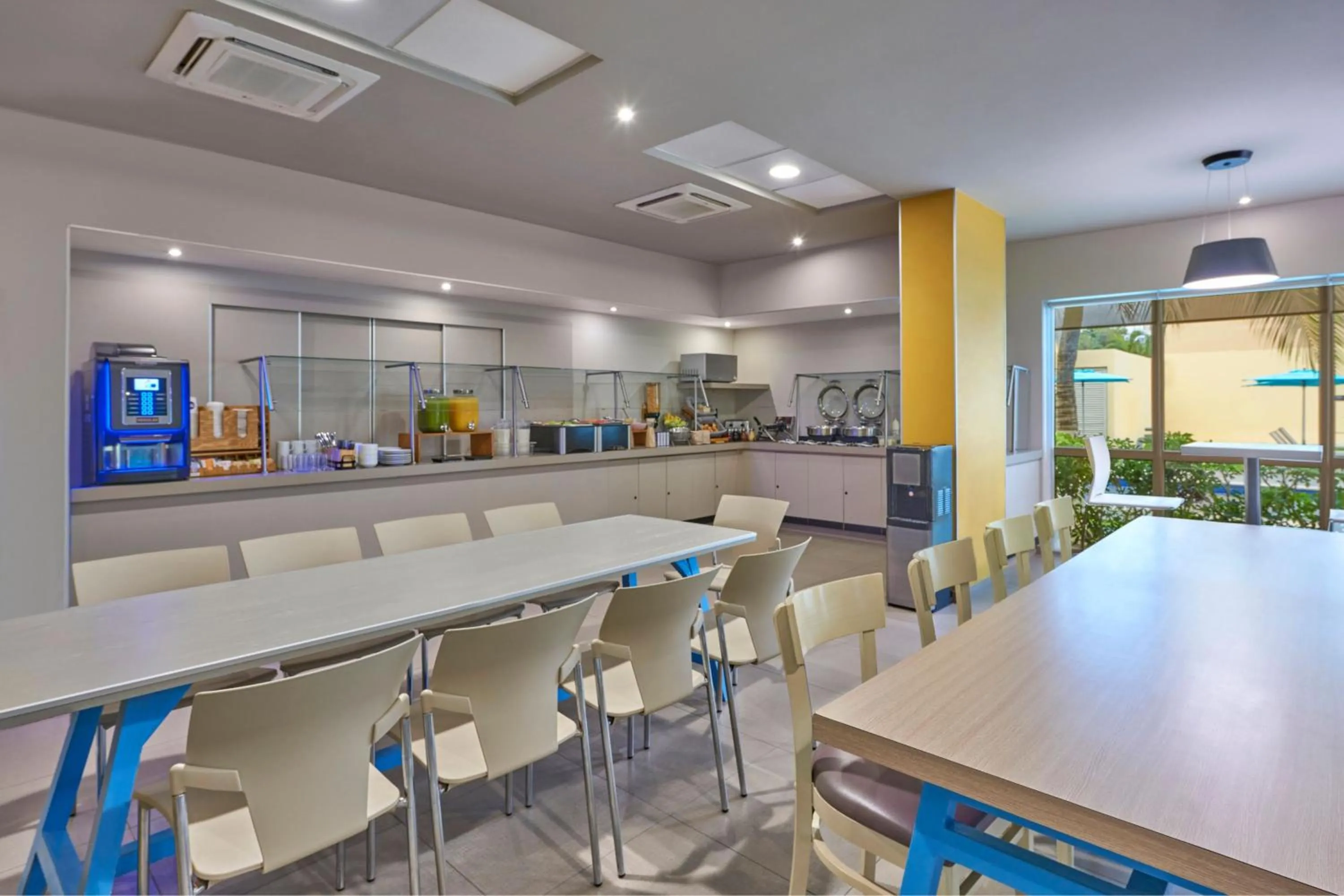 Breakfast in City Express Suites by Marriott Playa del Carmen