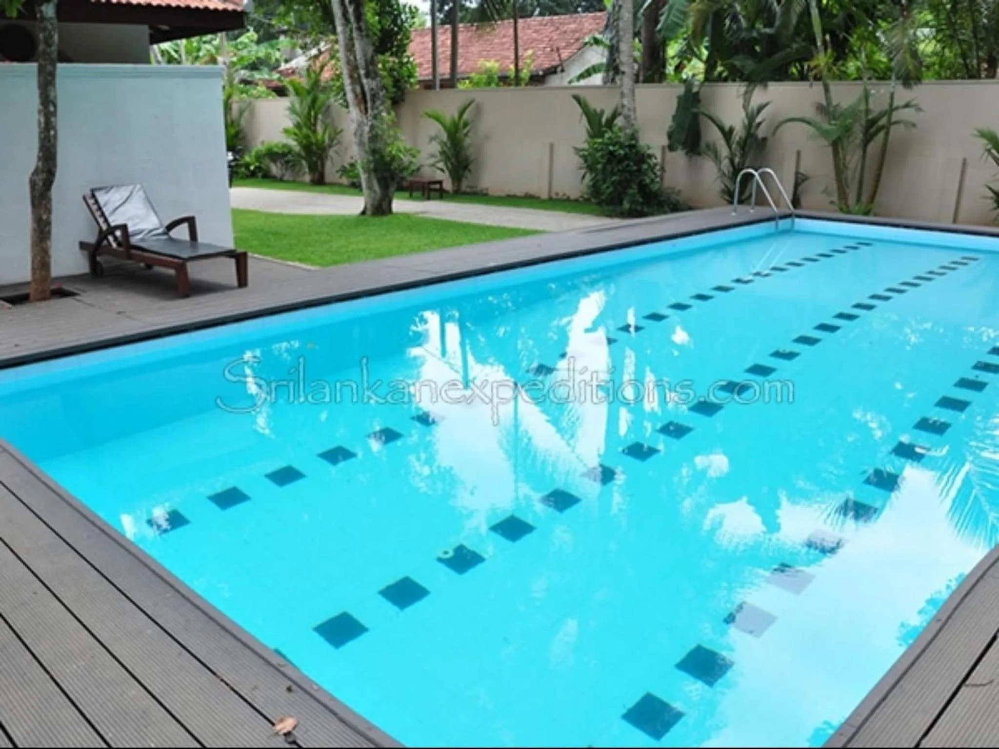 Swimming pool in Gedara Villa