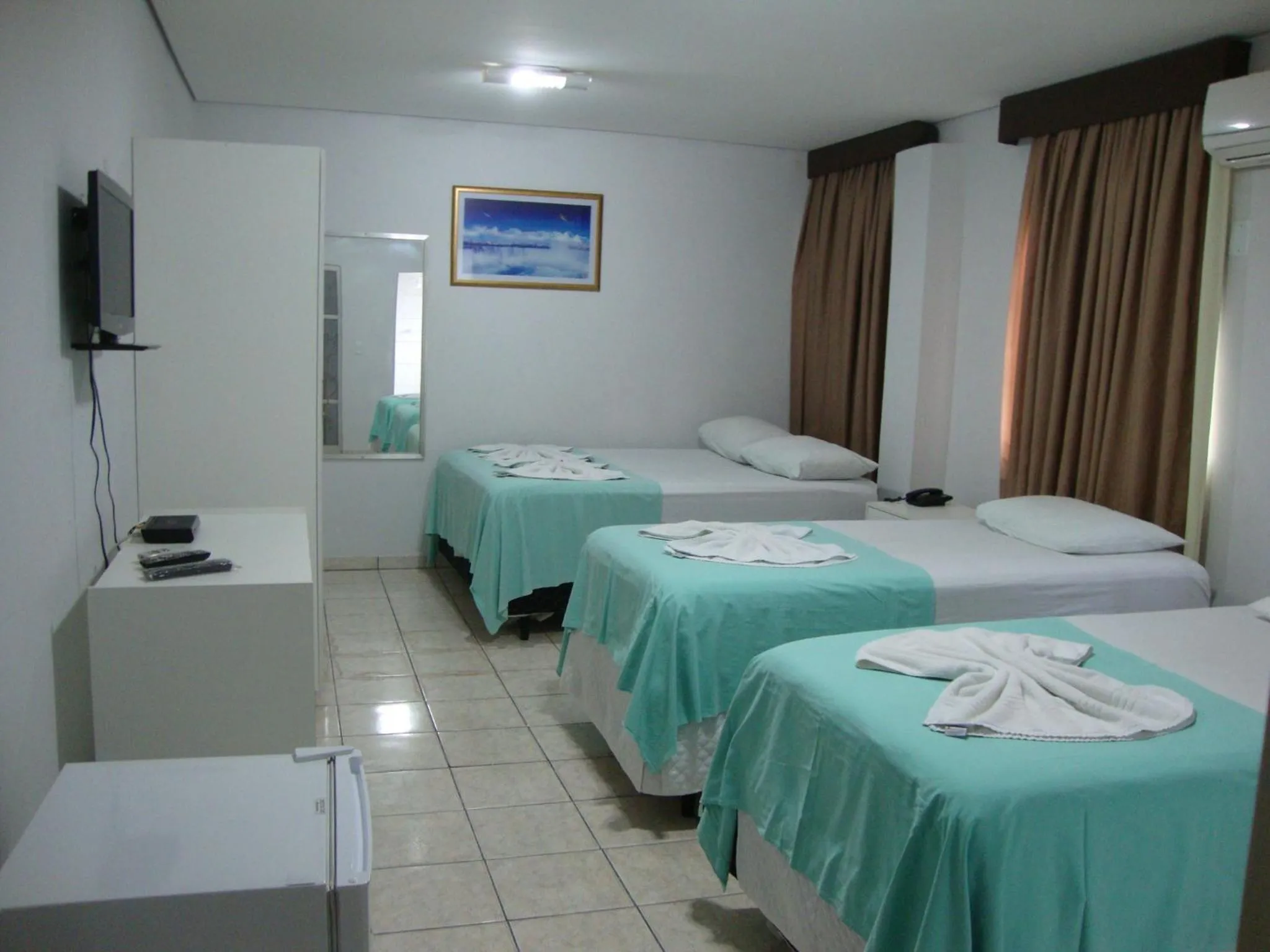 Photo of the whole room, Bed in D'arc Hotel