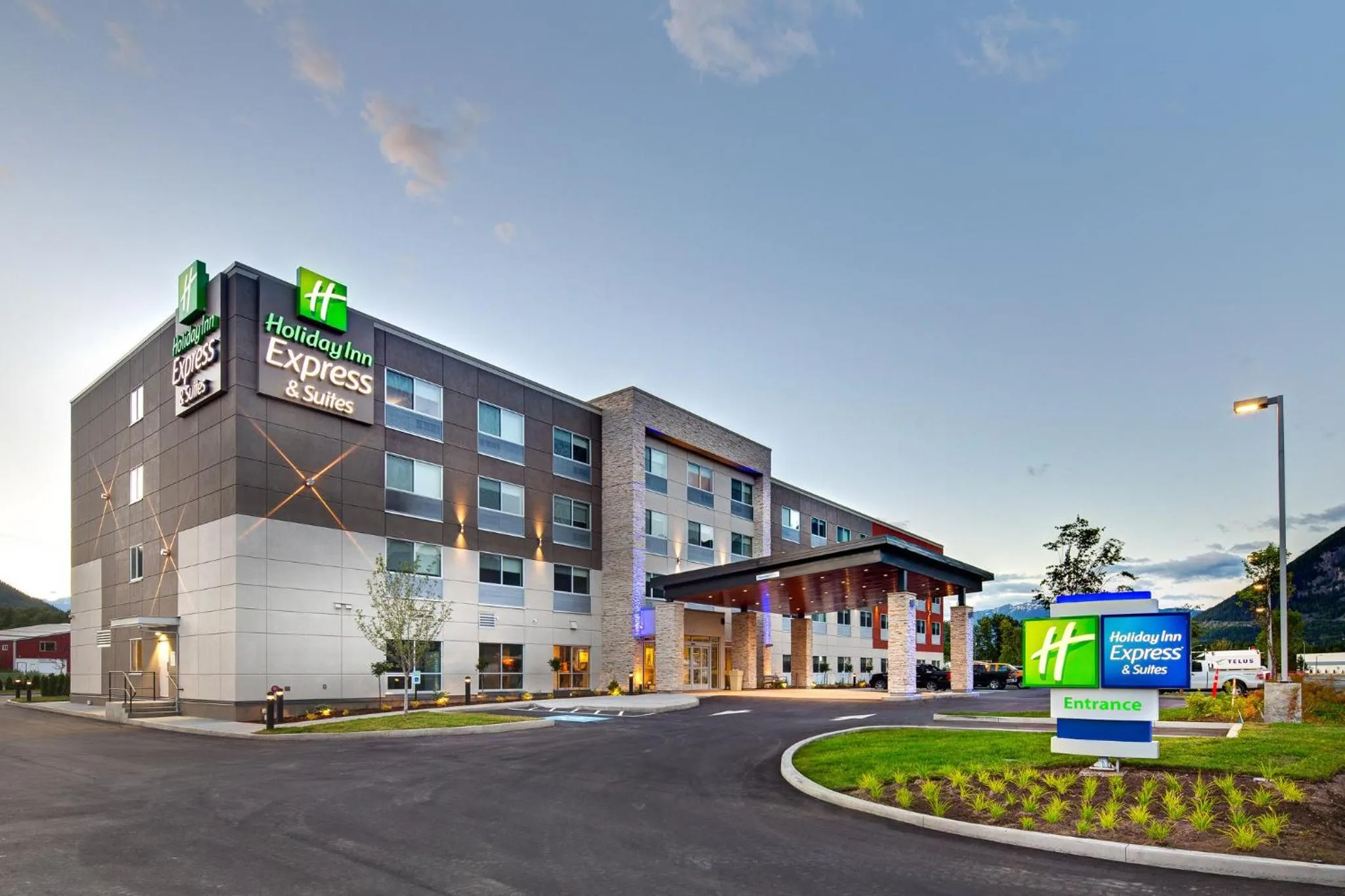 Property building in Holiday Inn Express & Suites Terrace by IHG