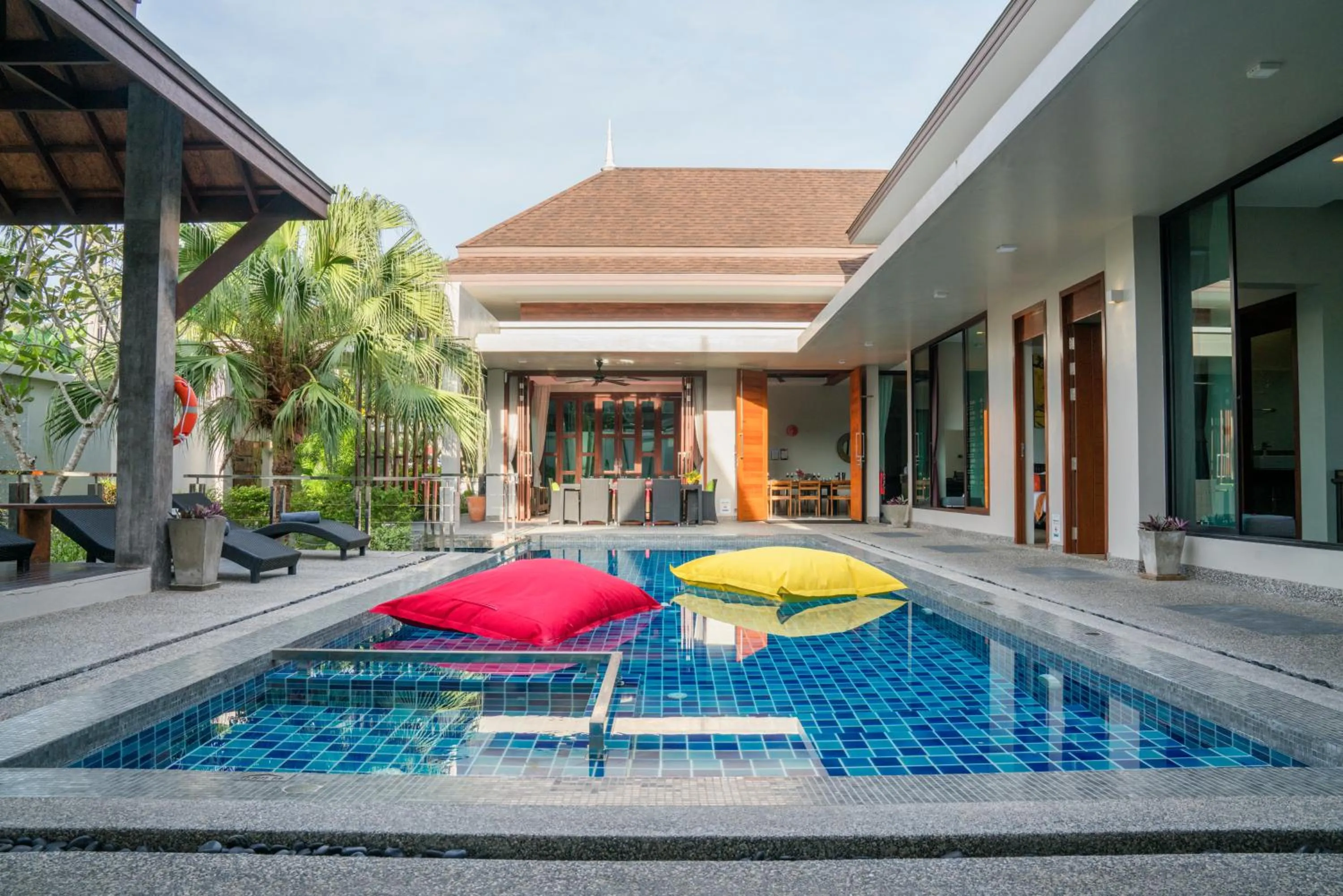 Swimming pool in Narintara Private Pool Villas - Free Tuk-Tuk Service to the Beach!