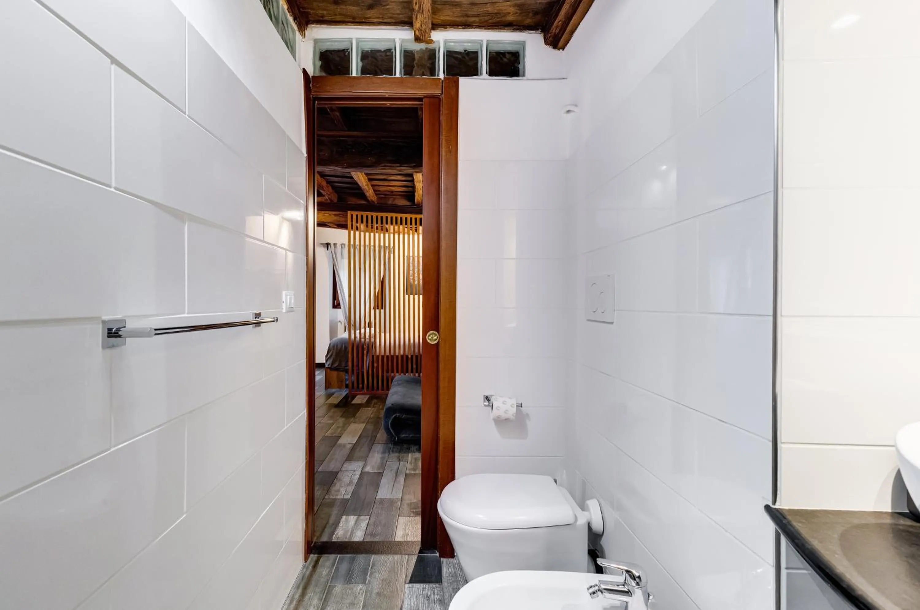 Toilet in Chiavari Apartment