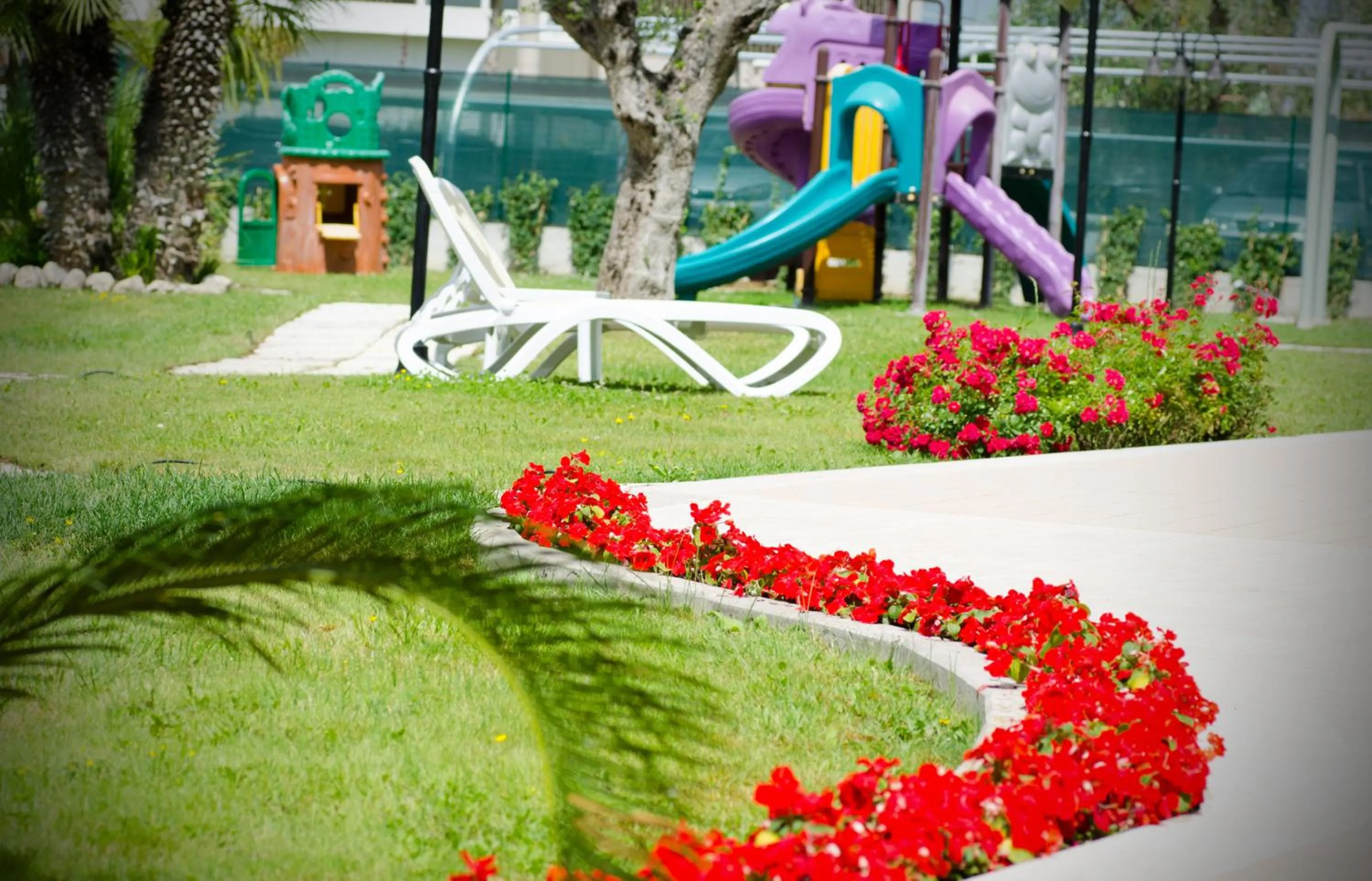 Day in Almaluna Hotel & Resort