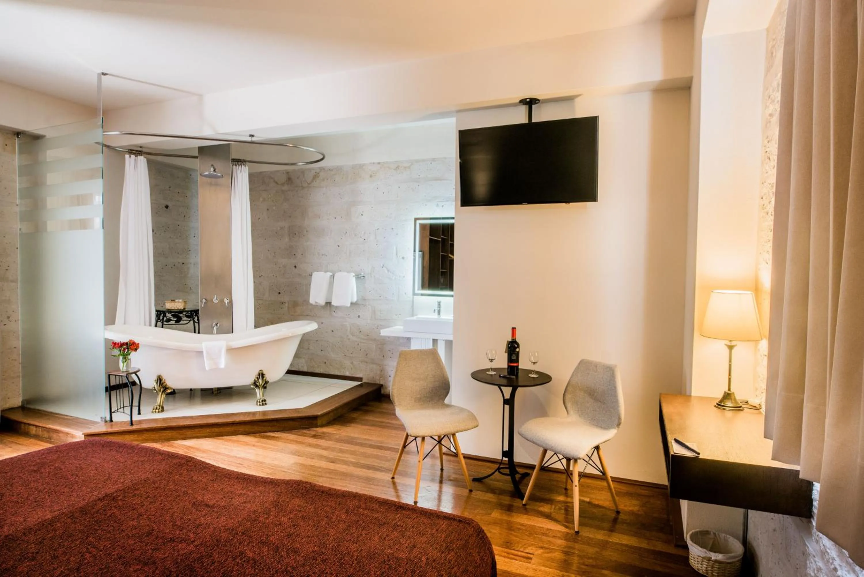 Bed in Palla Boutique Hotel