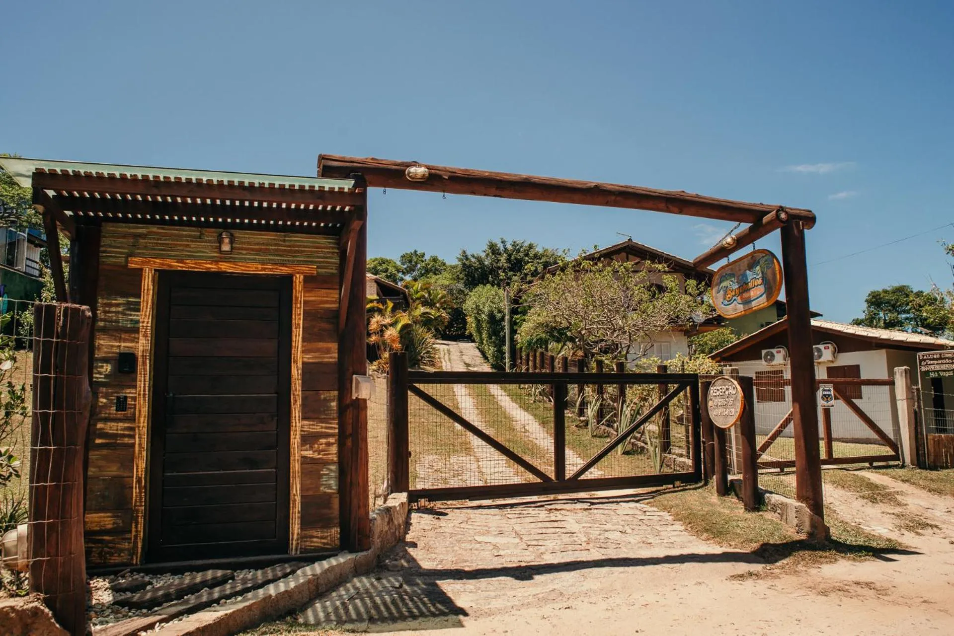 Facade/entrance in Pousada Villa Seychelles