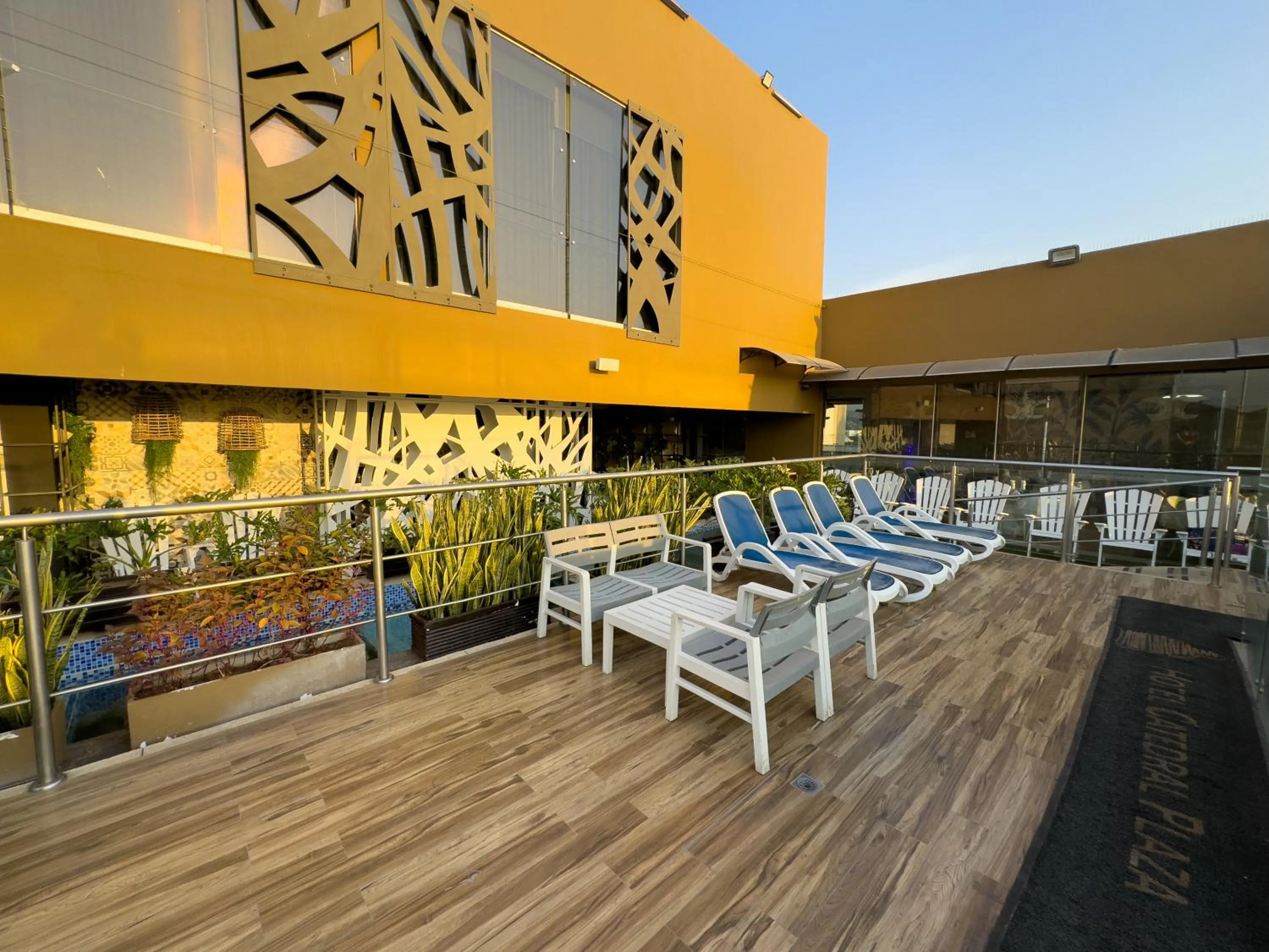 Day in Hotel Catedral Plaza