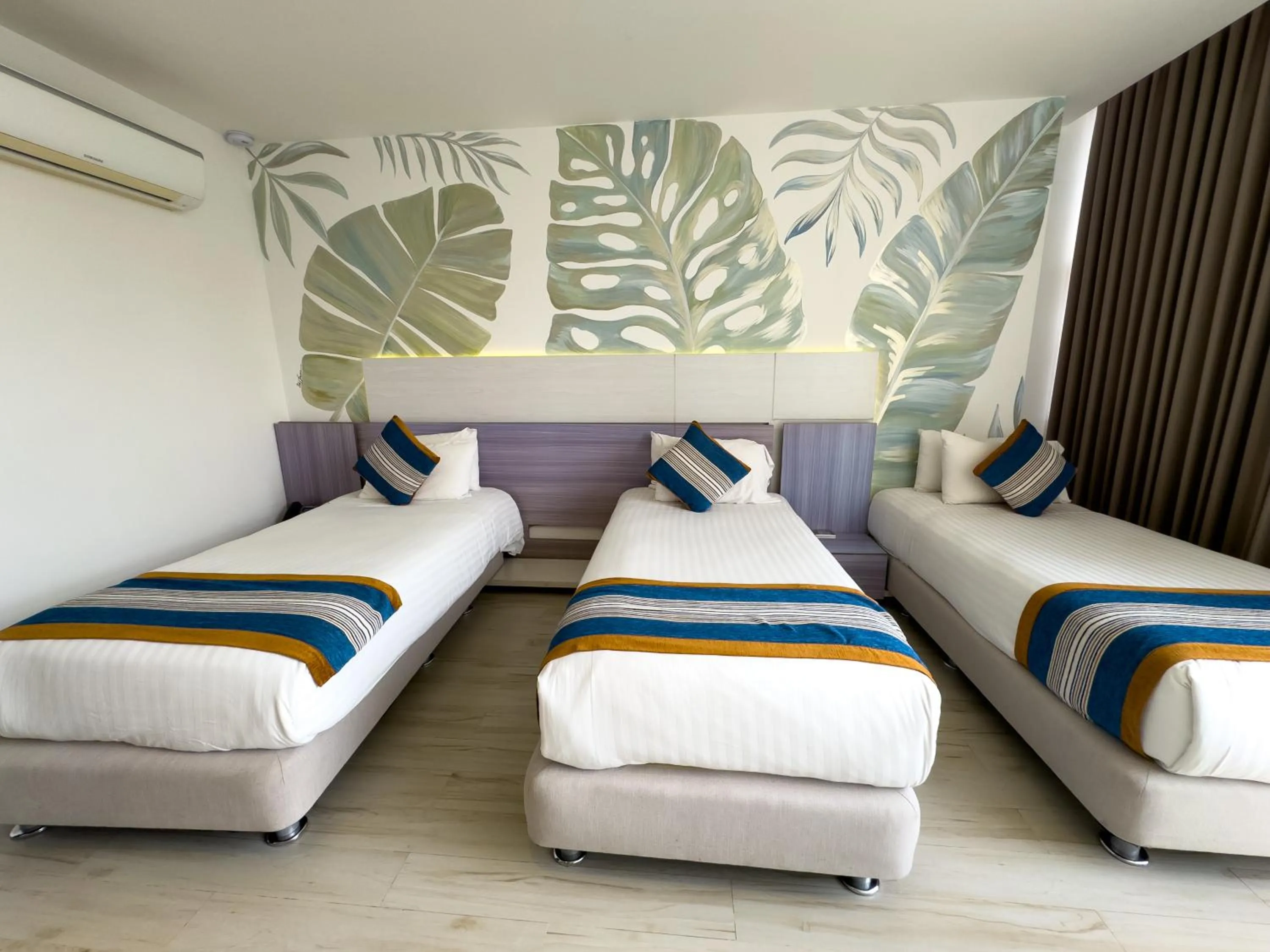 Bed in Hotel Catedral Plaza