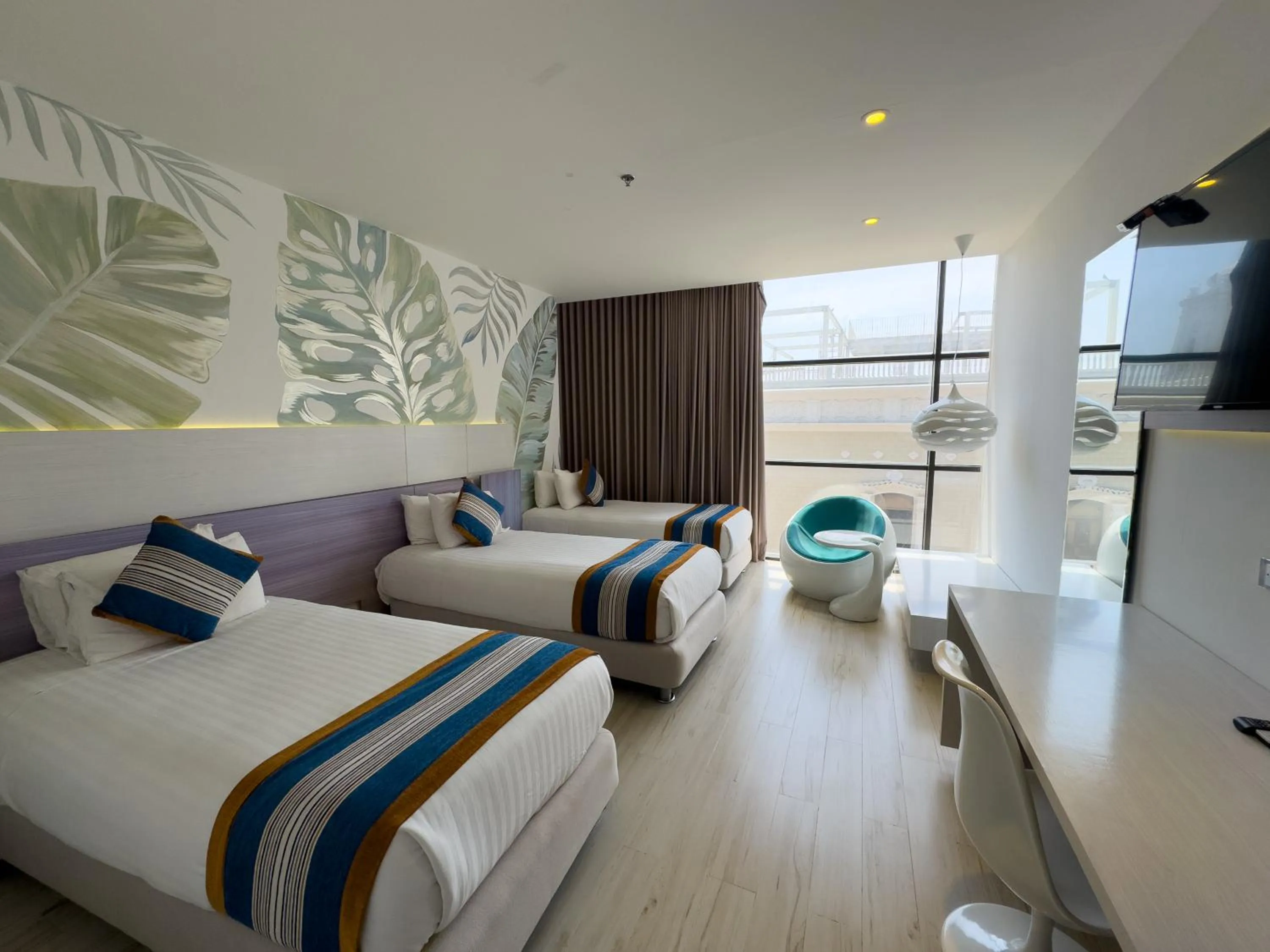 TV and multimedia, Bed in Hotel Catedral Plaza