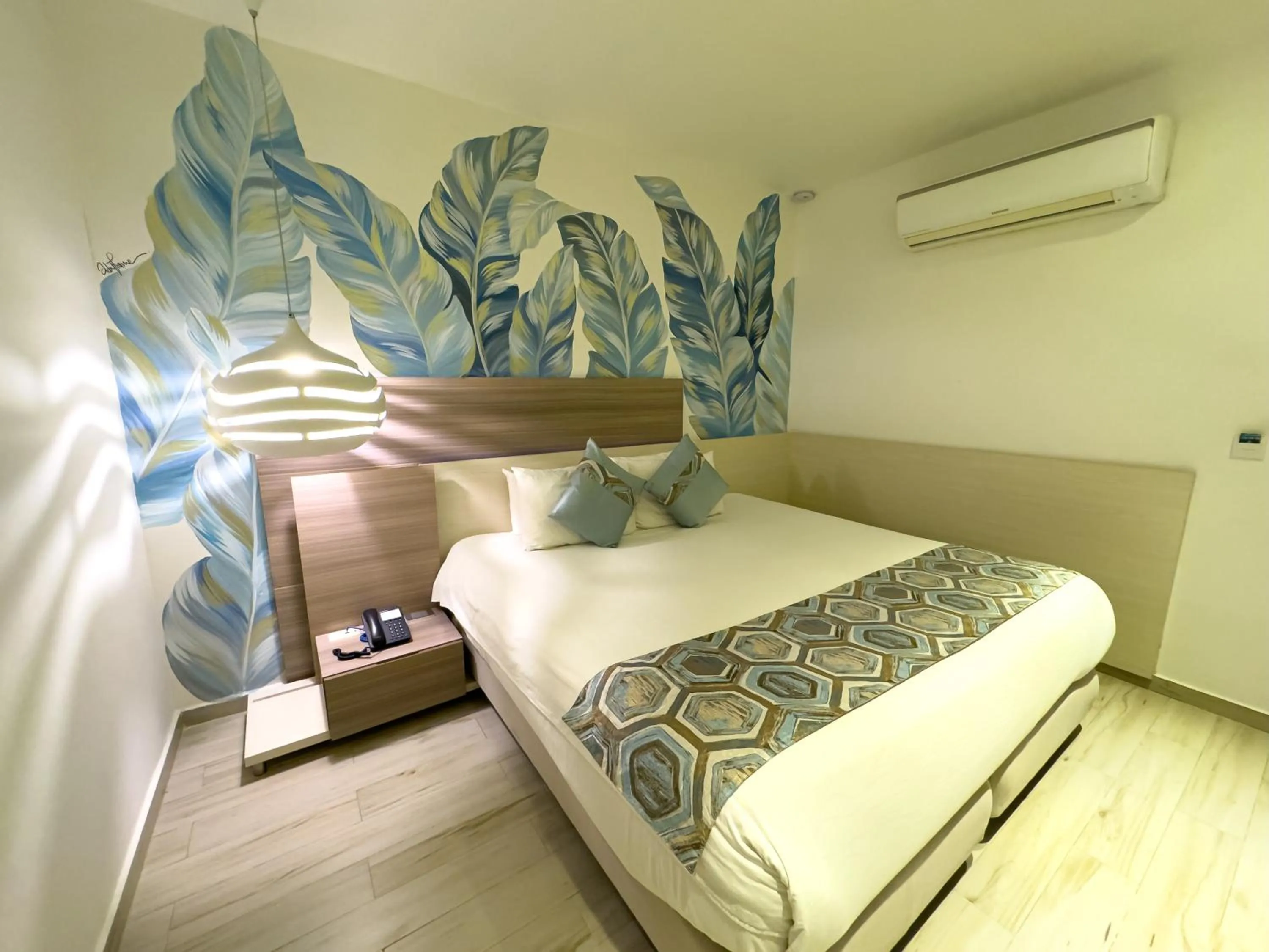 Bed in Hotel Catedral Plaza