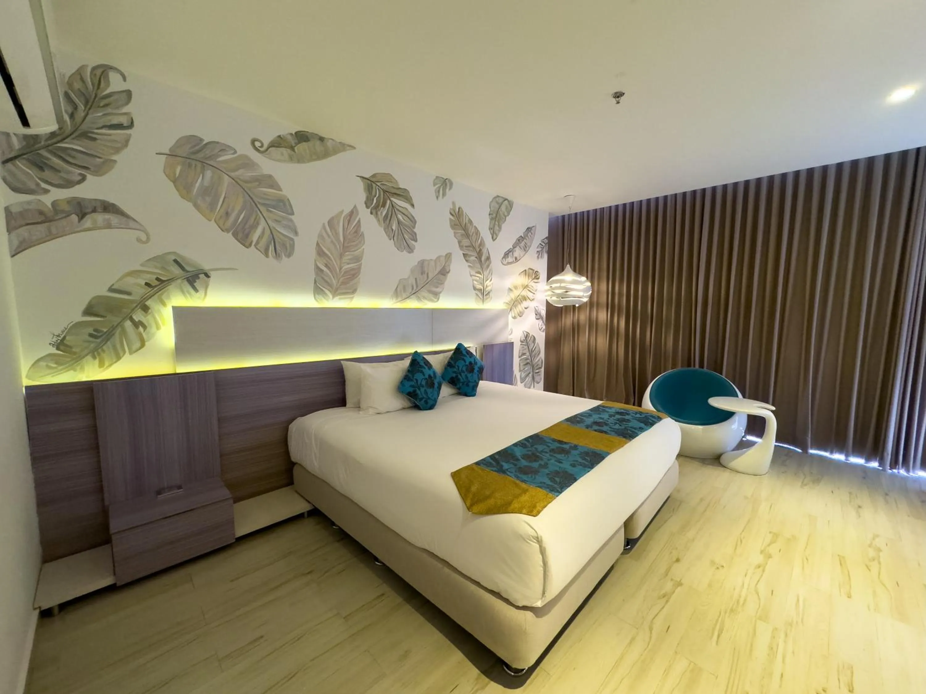 Bedroom, Bed in Hotel Catedral Plaza