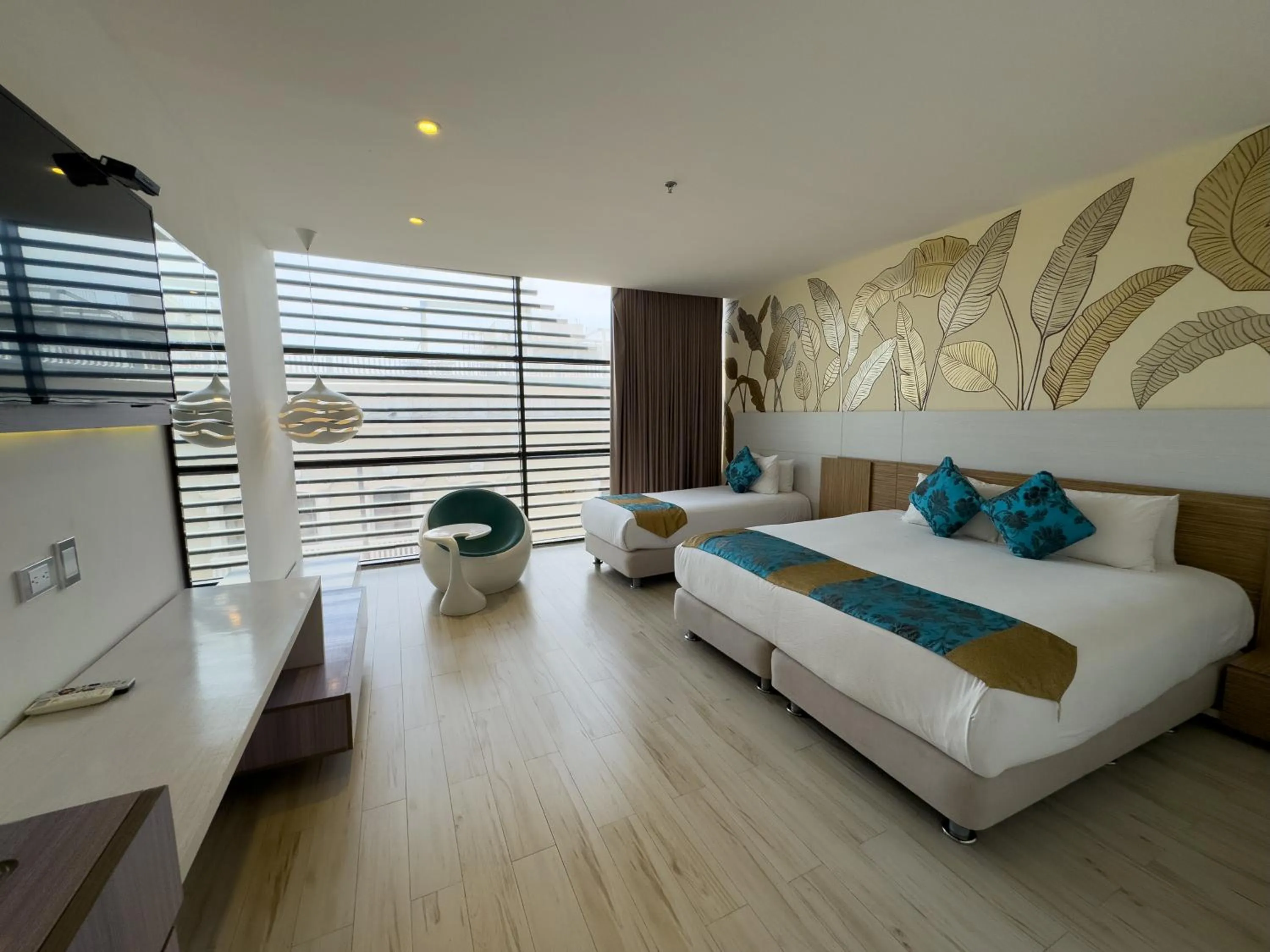 Bedroom, Bed in Hotel Catedral Plaza