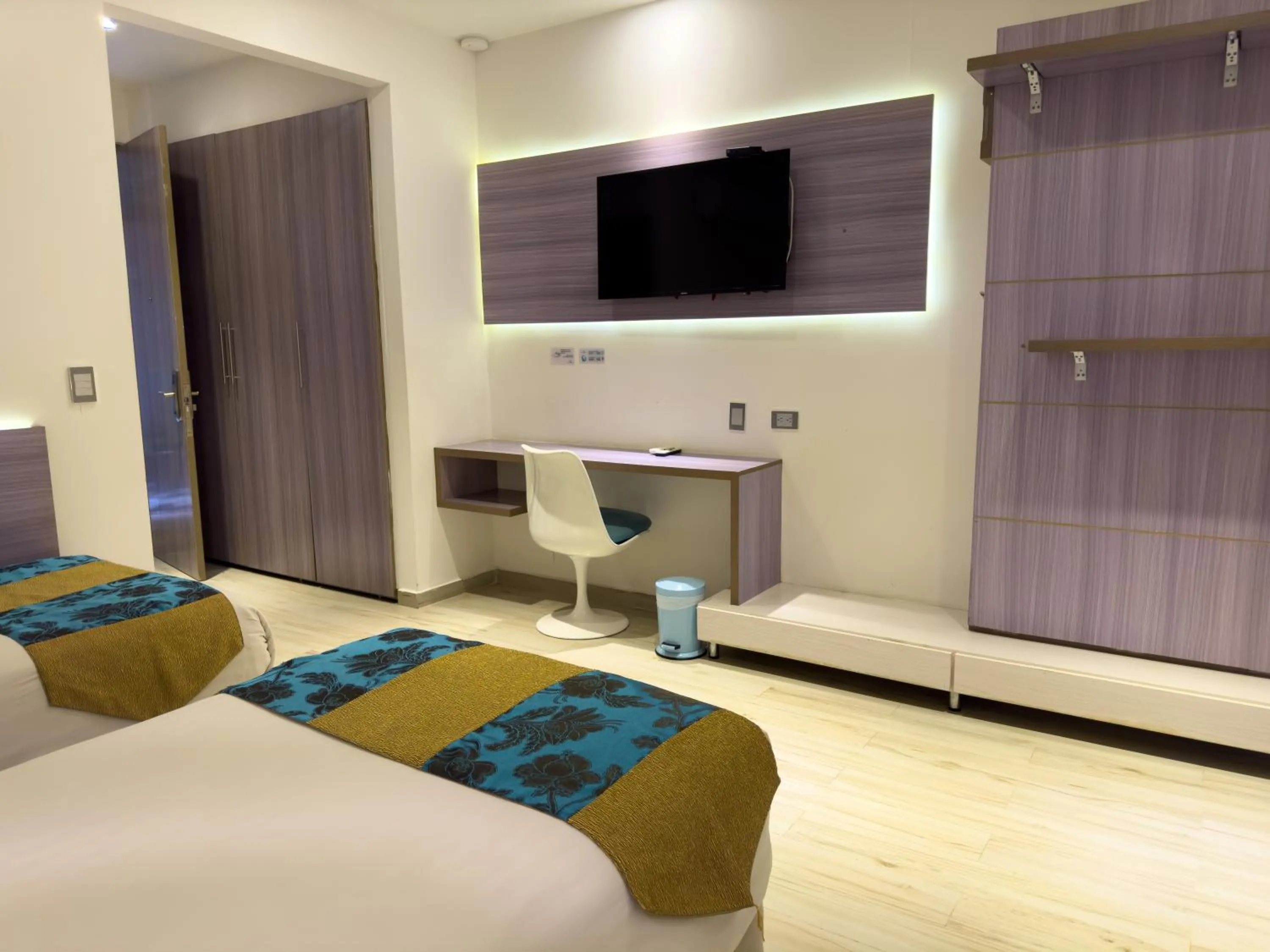 Bed in Hotel Catedral Plaza