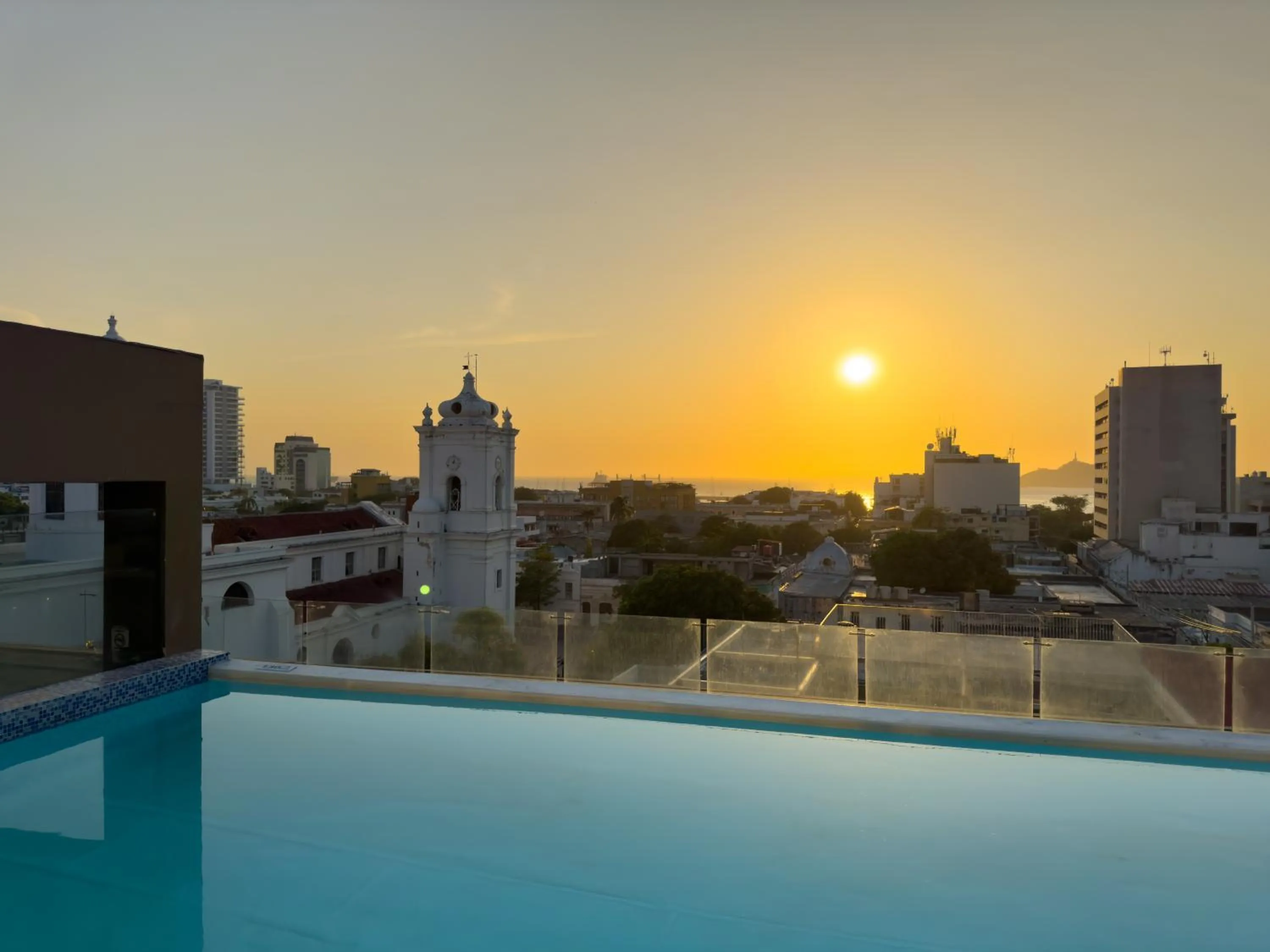 City view in Hotel Catedral Plaza