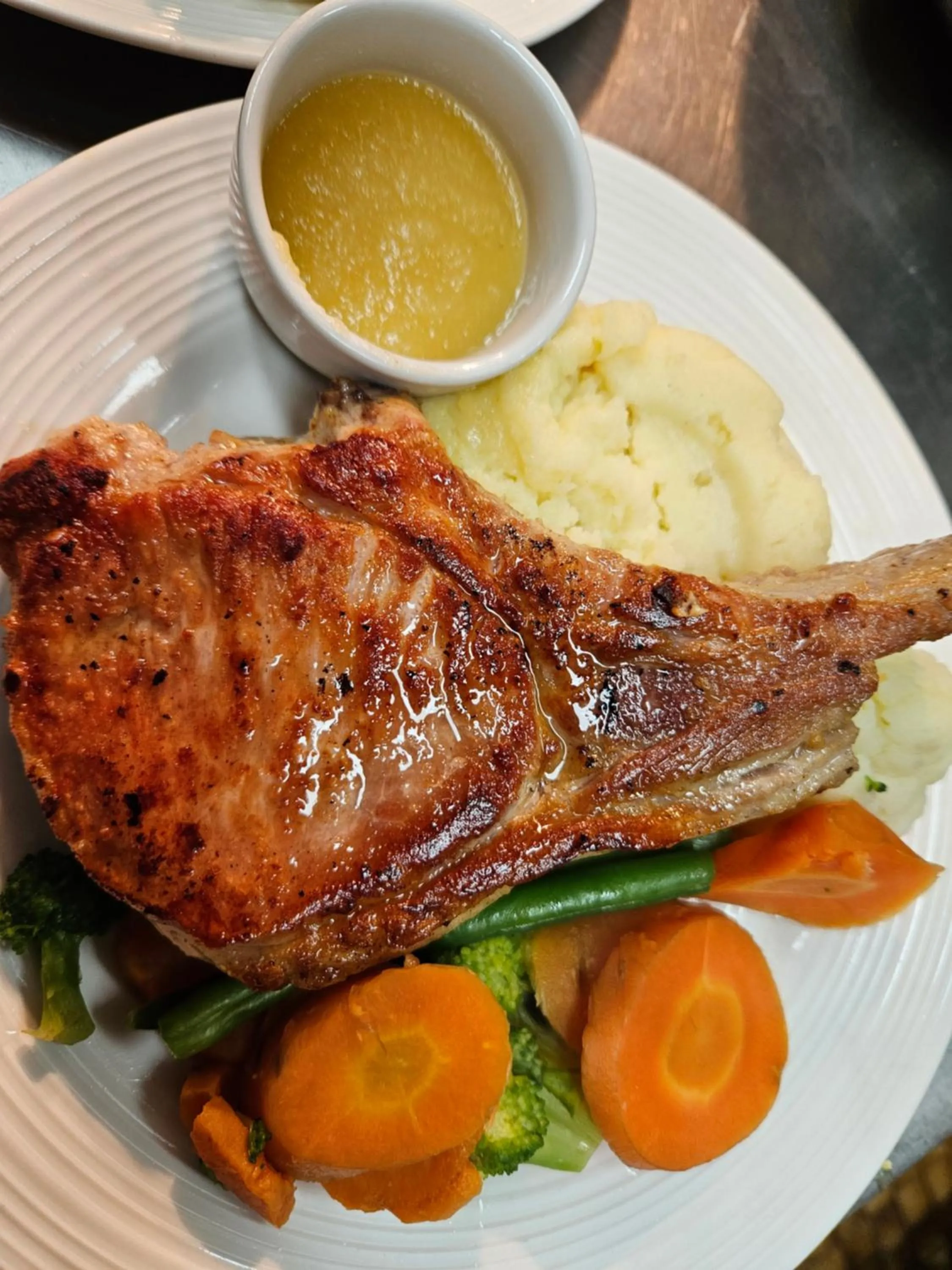 Food in Koorawatha Homestead Motel