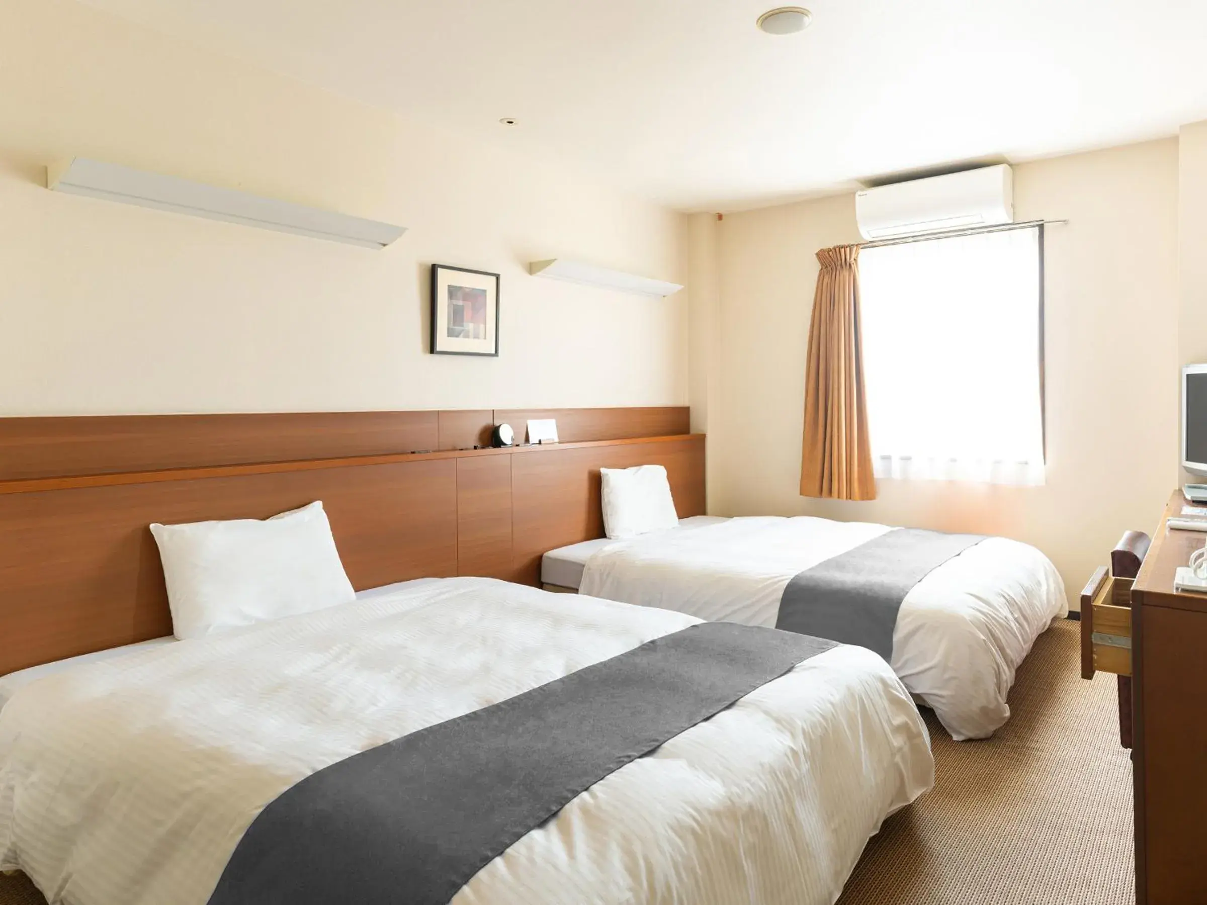 Twin Room - Non-Smoking in Vessel Hotel Higashi Hiroshima Twin Room - Non-Smoking in Vessel Hotel Higashi Hiroshima