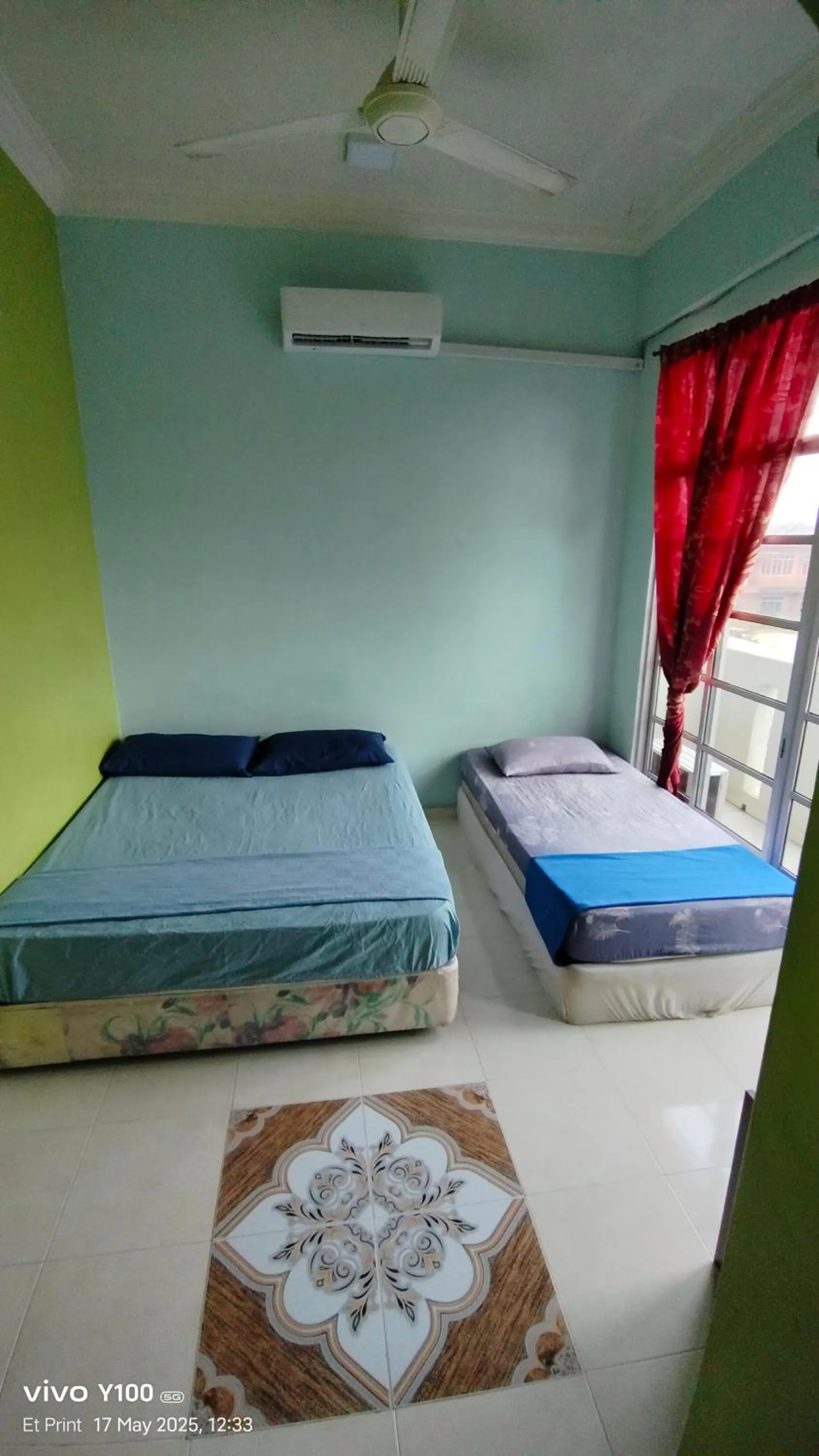 Bed in Villa D'Doa Maju