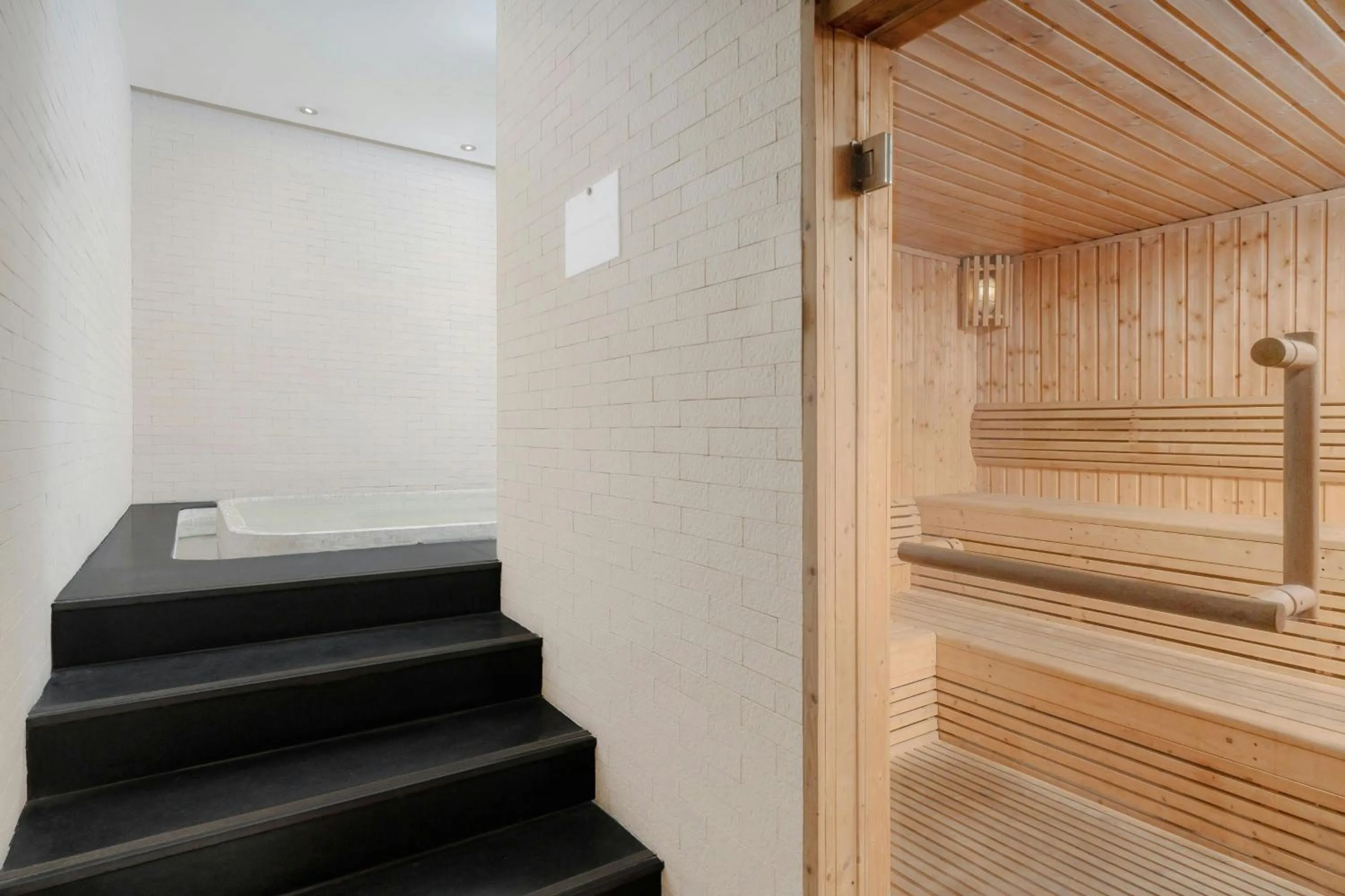 Spa and wellness centre/facilities in Metropole, Bangkok, a Tribute Portfolio Hotel