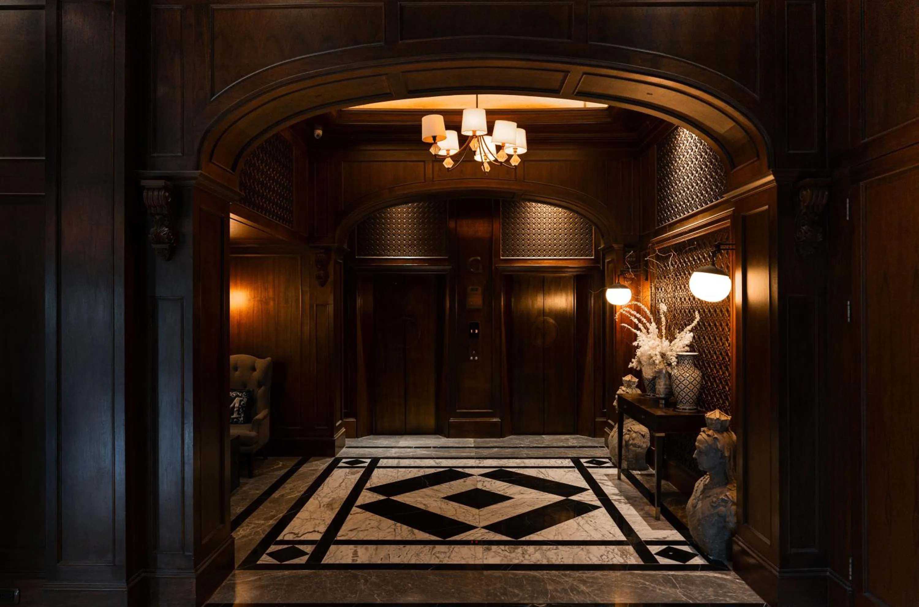 Area and facilities in Metropole, Bangkok, a Tribute Portfolio Hotel by Marriott