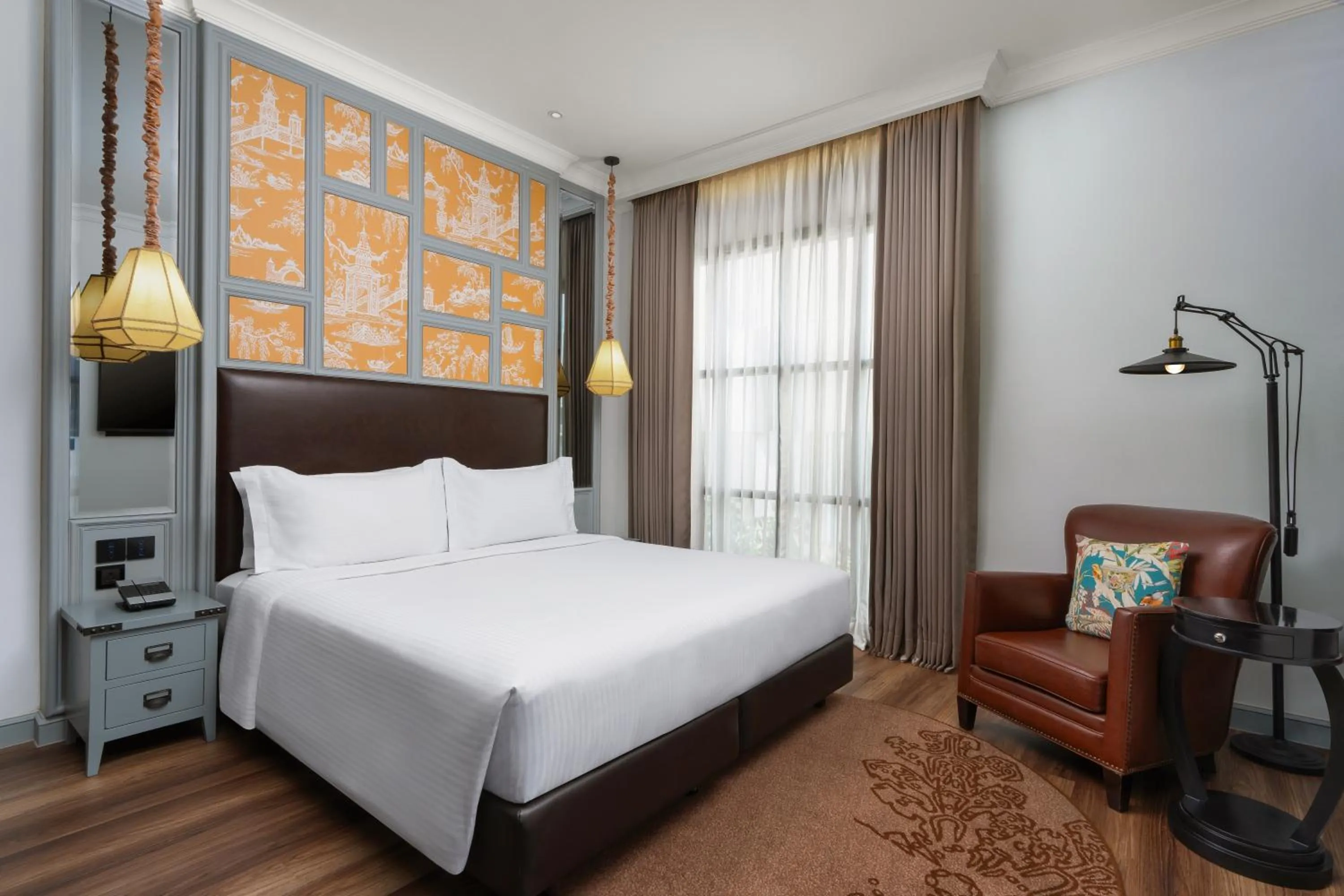 Bed in Metropole, Bangkok, a Tribute Portfolio Hotel