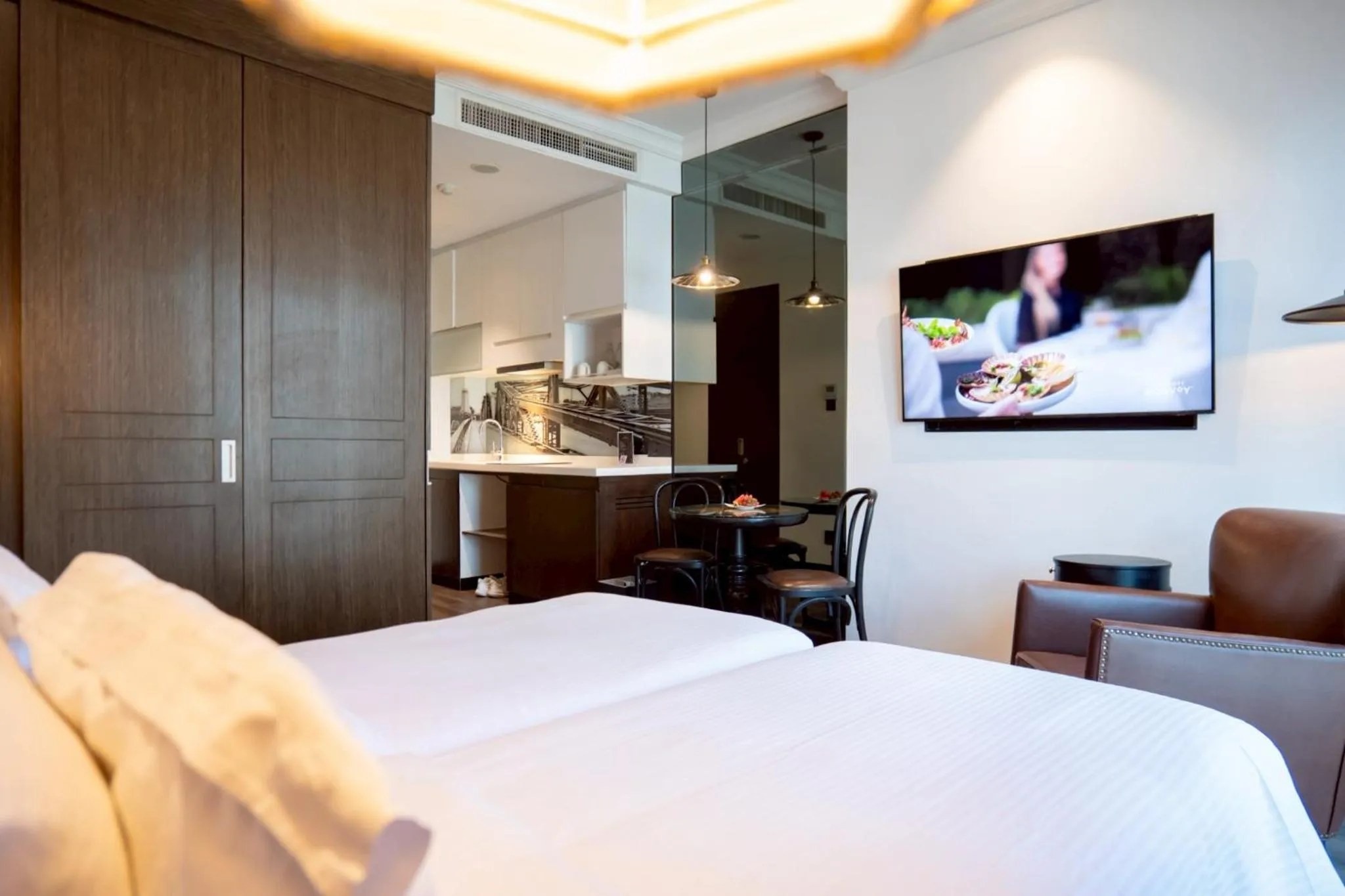 Bed in Metropole, Bangkok, a Tribute Portfolio Hotel by Marriott