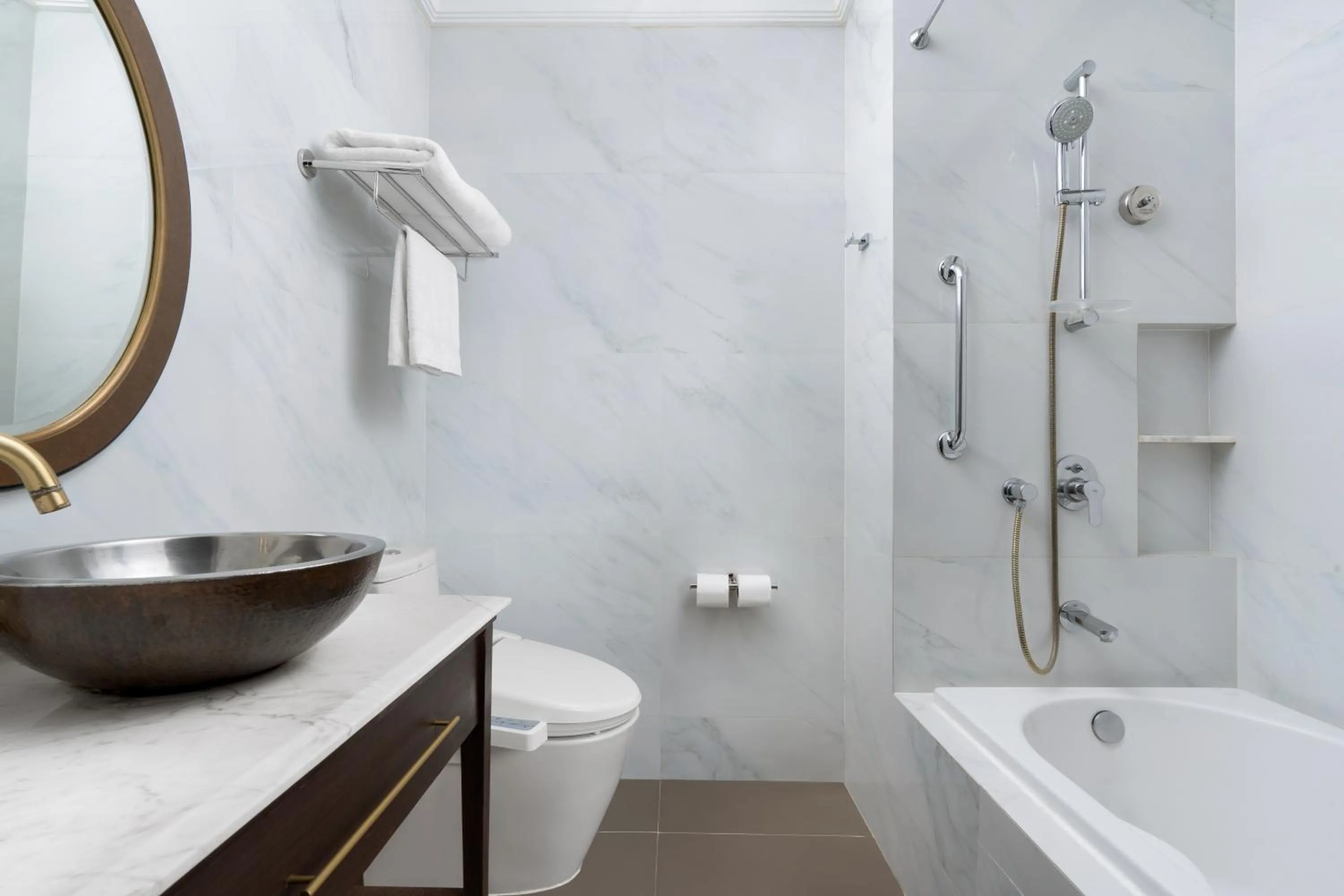 Bathroom in Metropole, Bangkok, a Tribute Portfolio Hotel