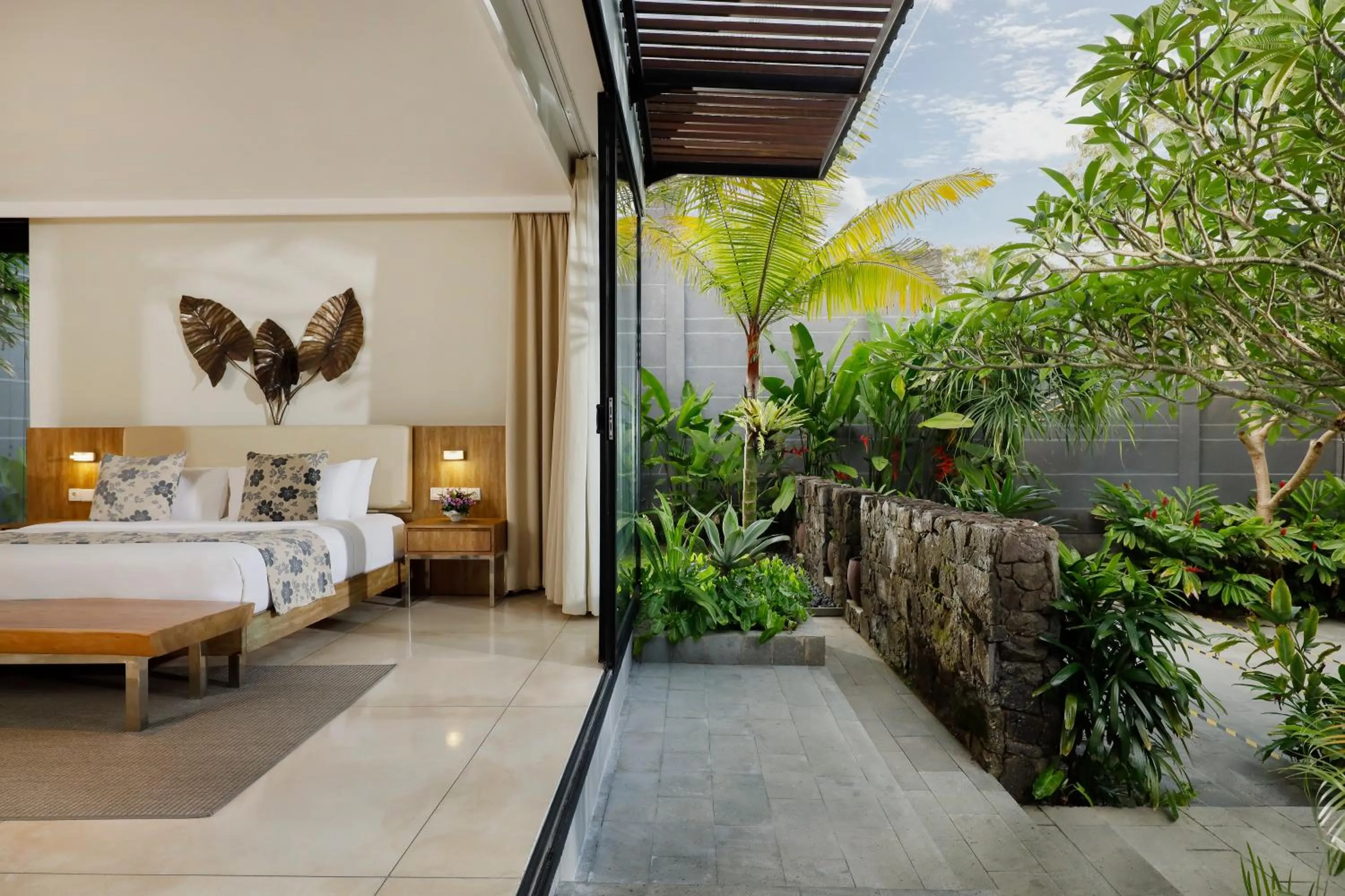 Bed in Vinila Villas by Nakula