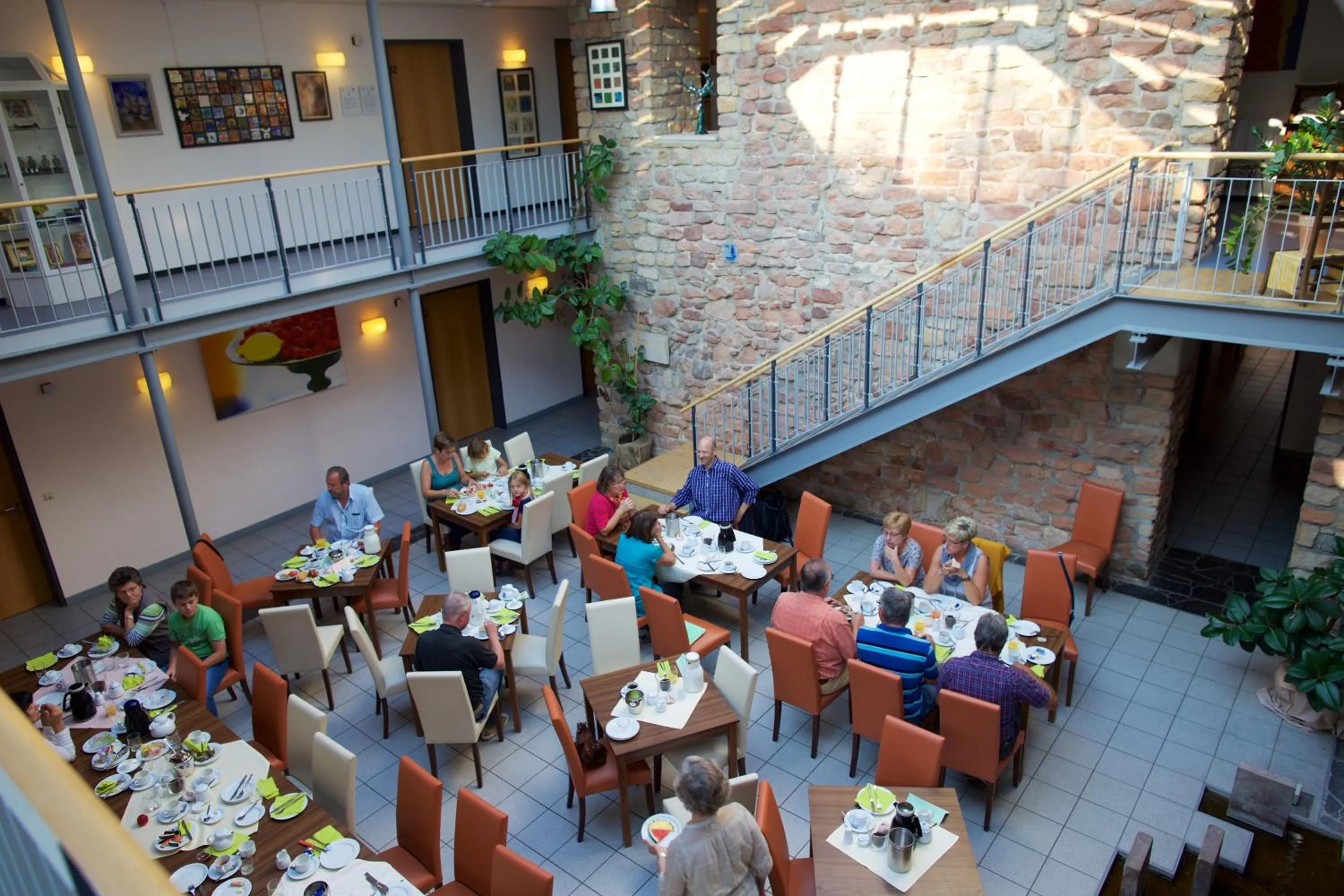 Coffee/tea facilities in Hotel & Café Ritter von Böhl