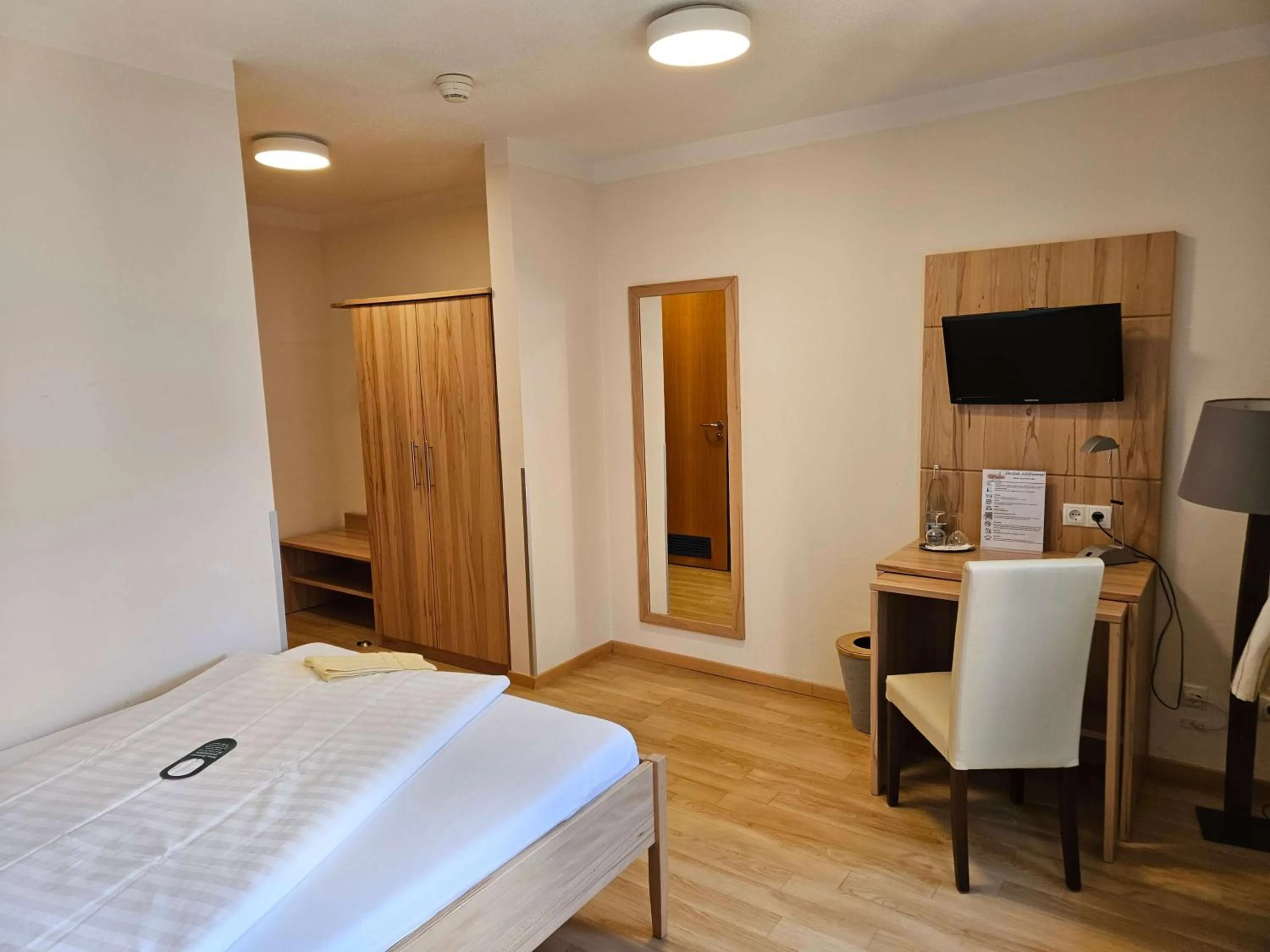 Bed in Hotel & Café Ritter von Böhl