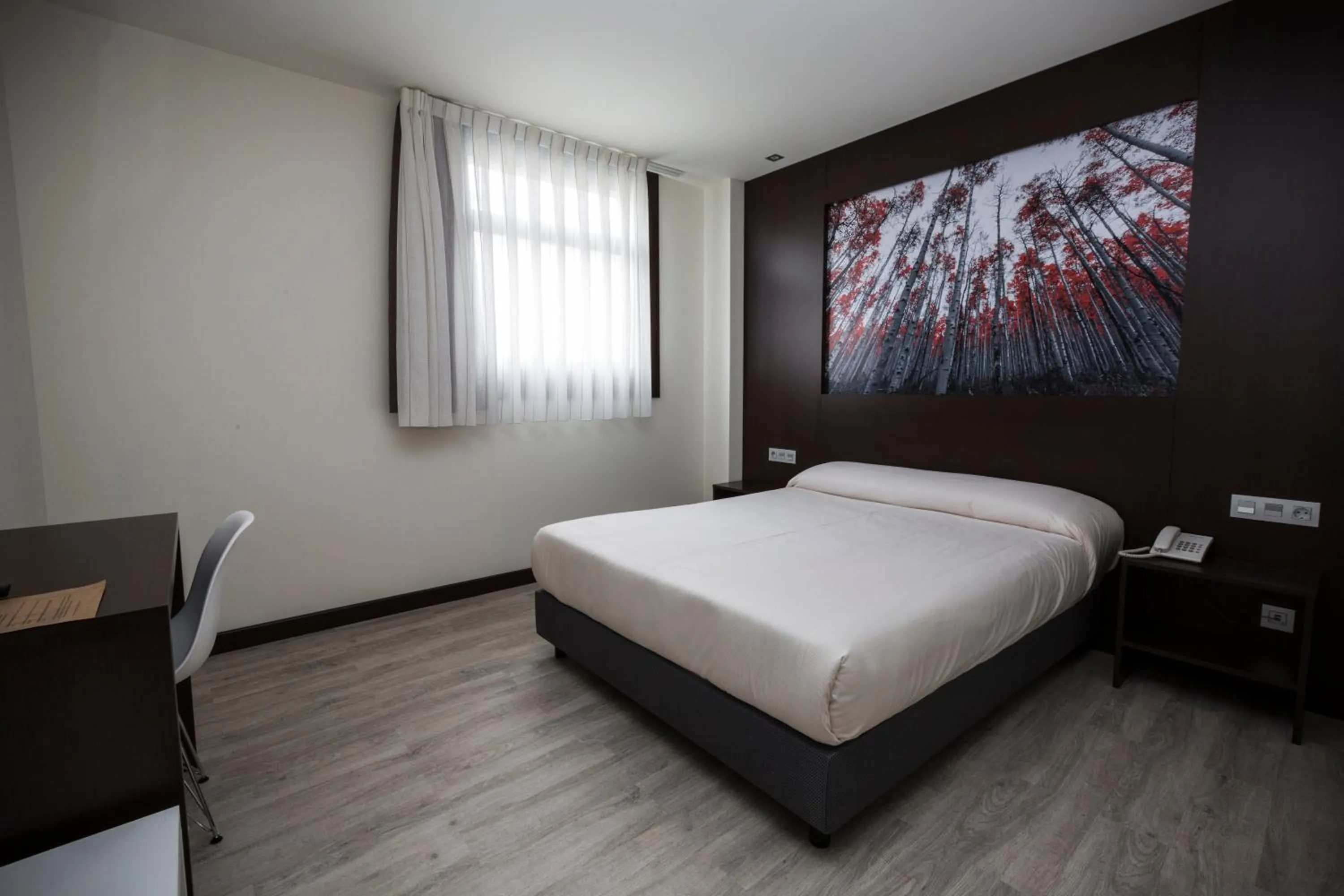 Bedroom, Bed in Hotel la Posada de Roces