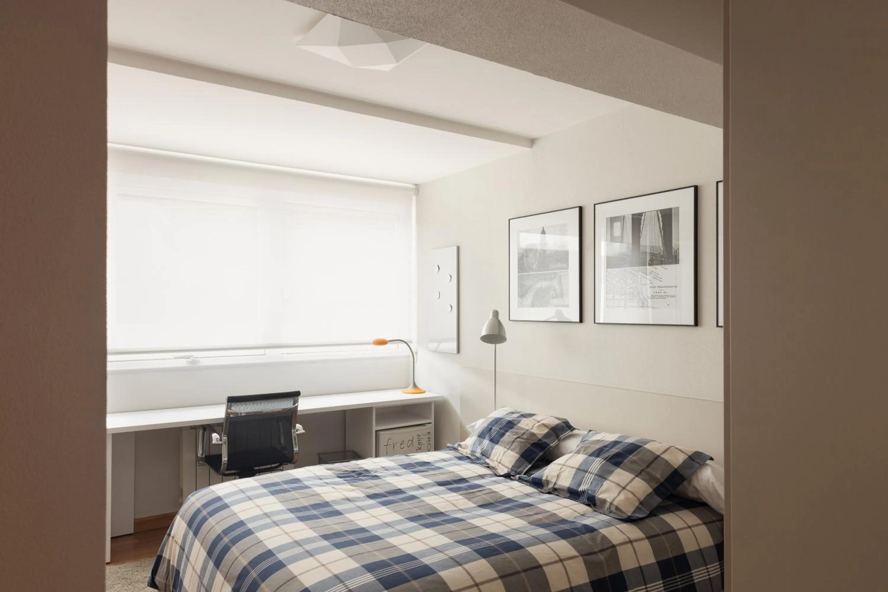 Photo of the whole room, Bed in Pension Residencia F&F