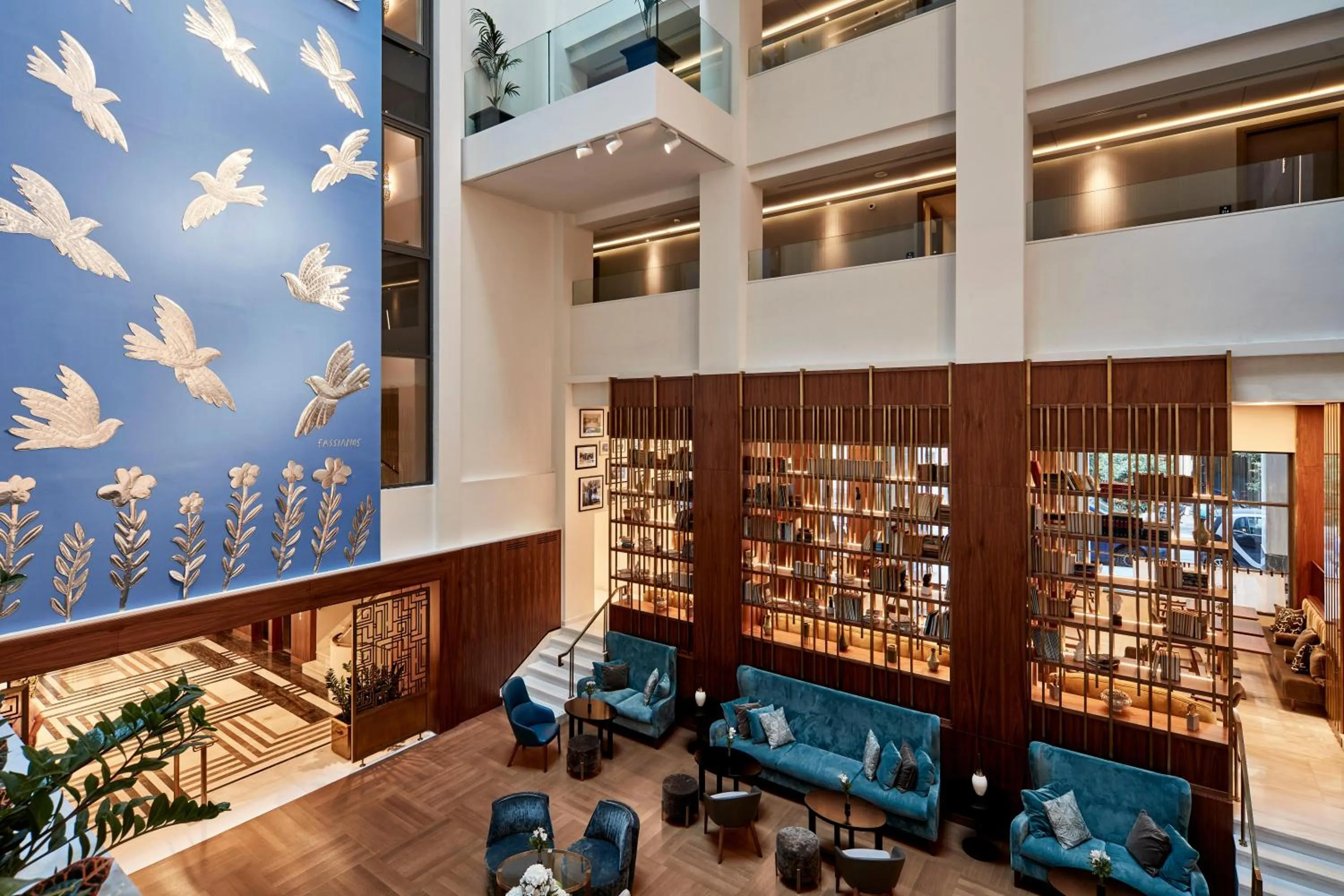 Lounge or bar in Electra Metropolis