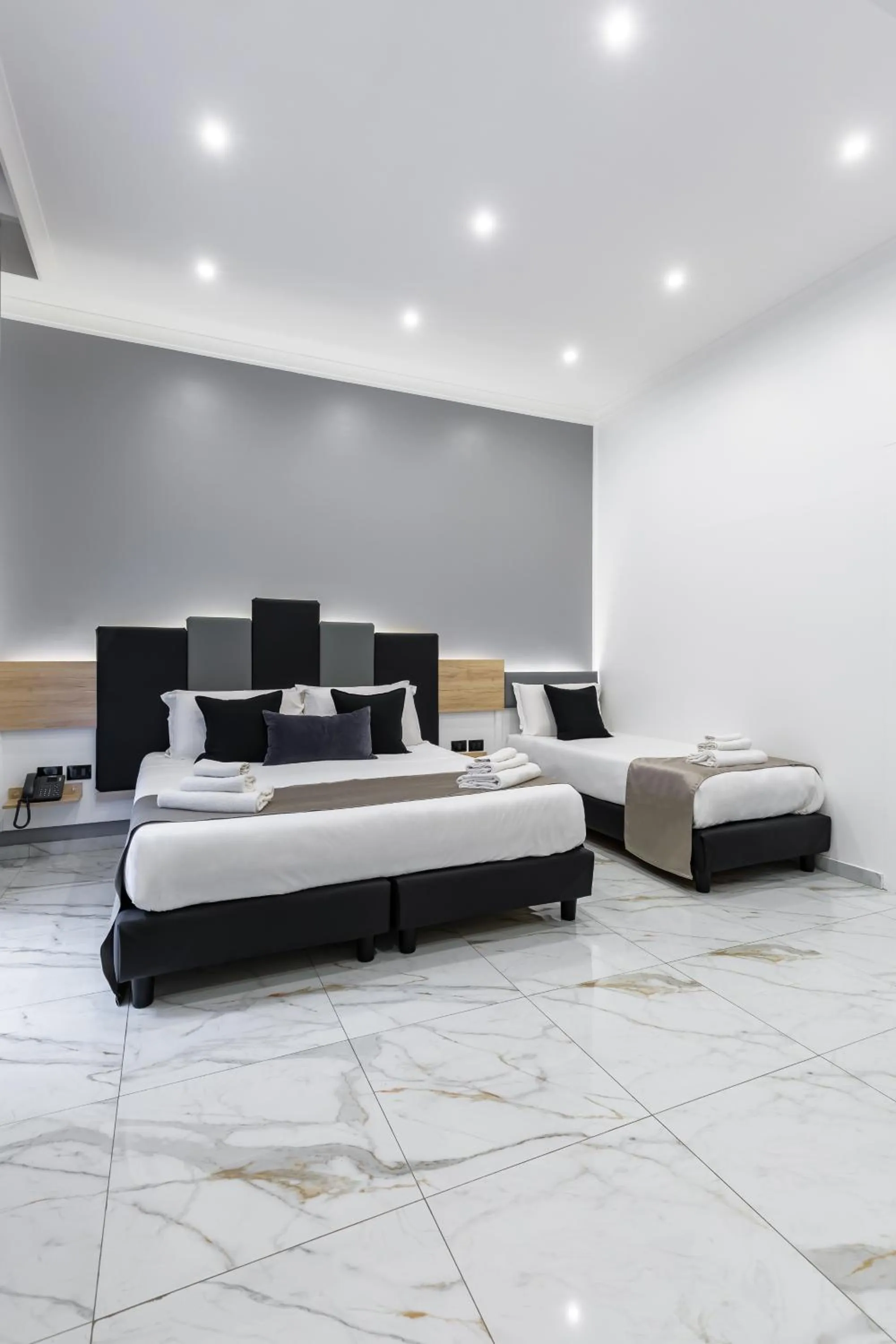 Photo of the whole room, Bed in Hotel Sant'Angelo Palace