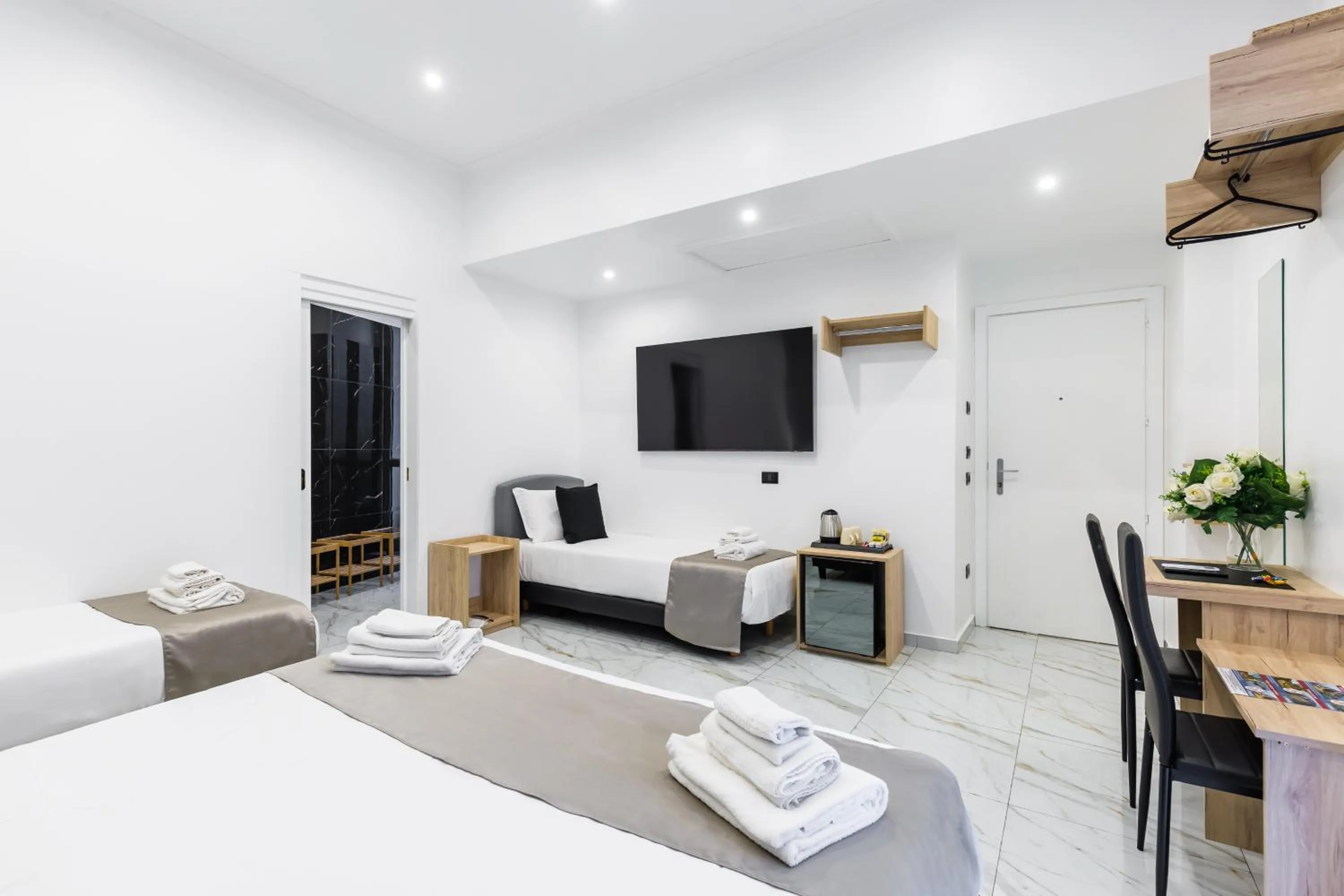 Photo of the whole room, Bed in Hotel Sant'Angelo Palace