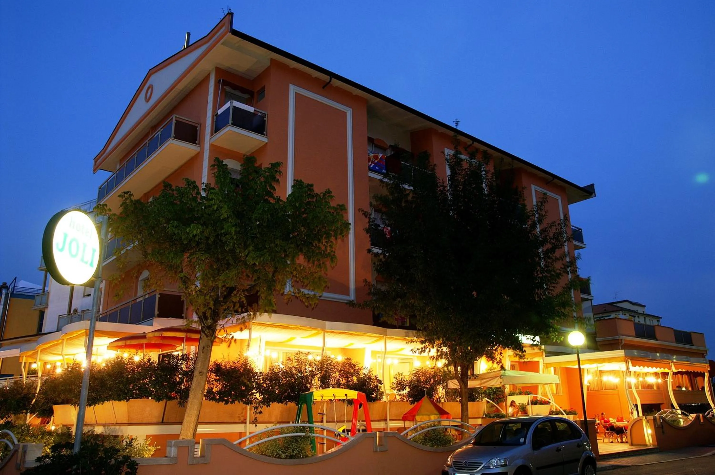 Property building in Hotel Joli